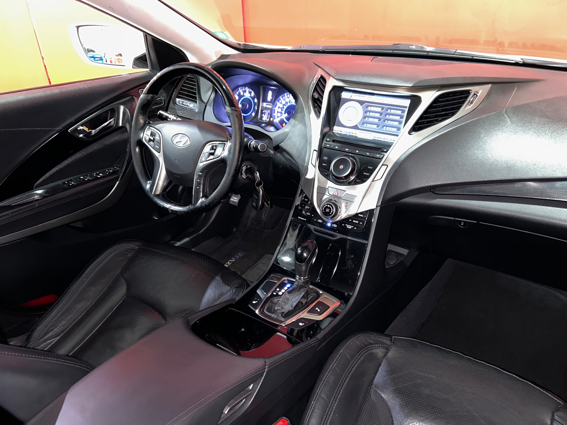 Hyundai Azera 3.0 V6 24V 4P Aut. - foto 12