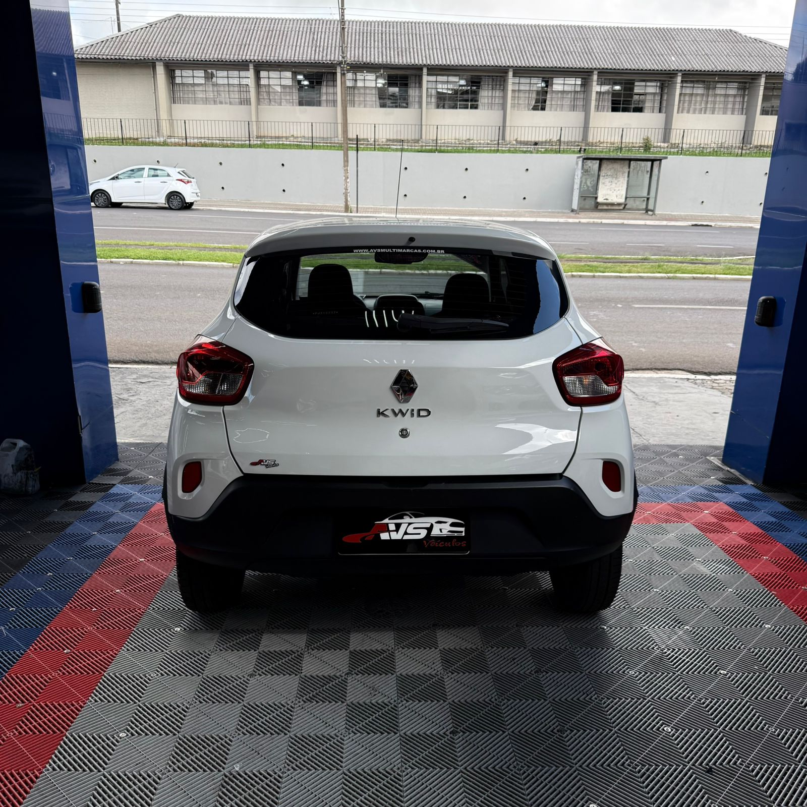 Renault Kwid Zen 1.0 Flex 12V 5P Mec. - foto 4