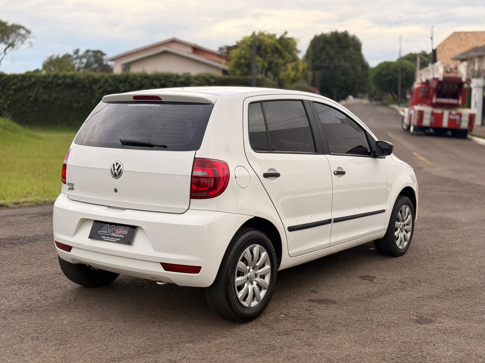 Volkswagen Fox 1.0 Mi Total Flex 8V 5P - foto 6