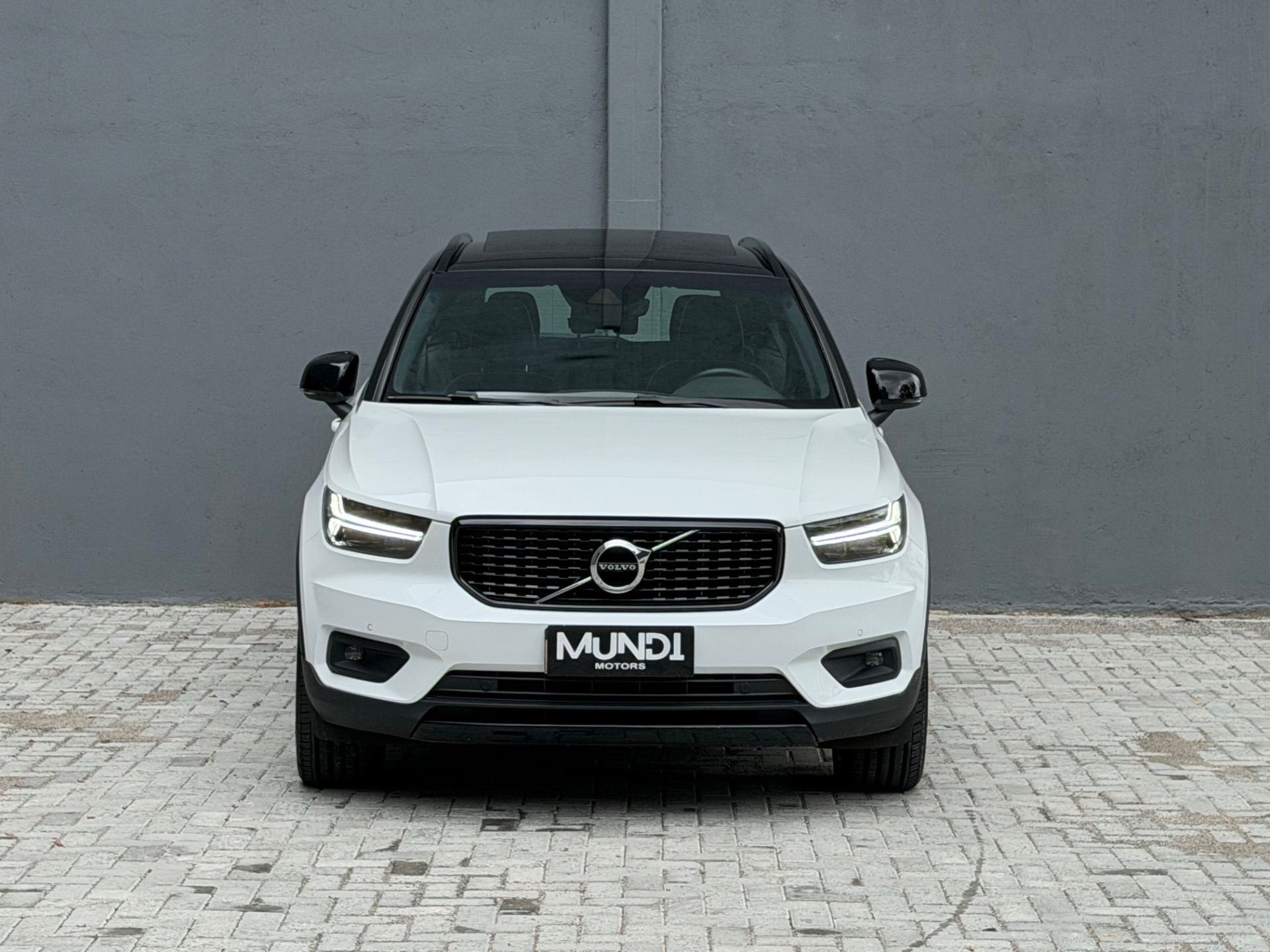 Volvo XC40 4.0 T 5 R Design 2.0 252cv Awd - foto 2