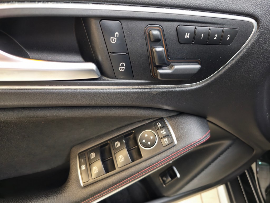 Mercedes-Benz Classe GLA Gla 250 Sport - foto 17