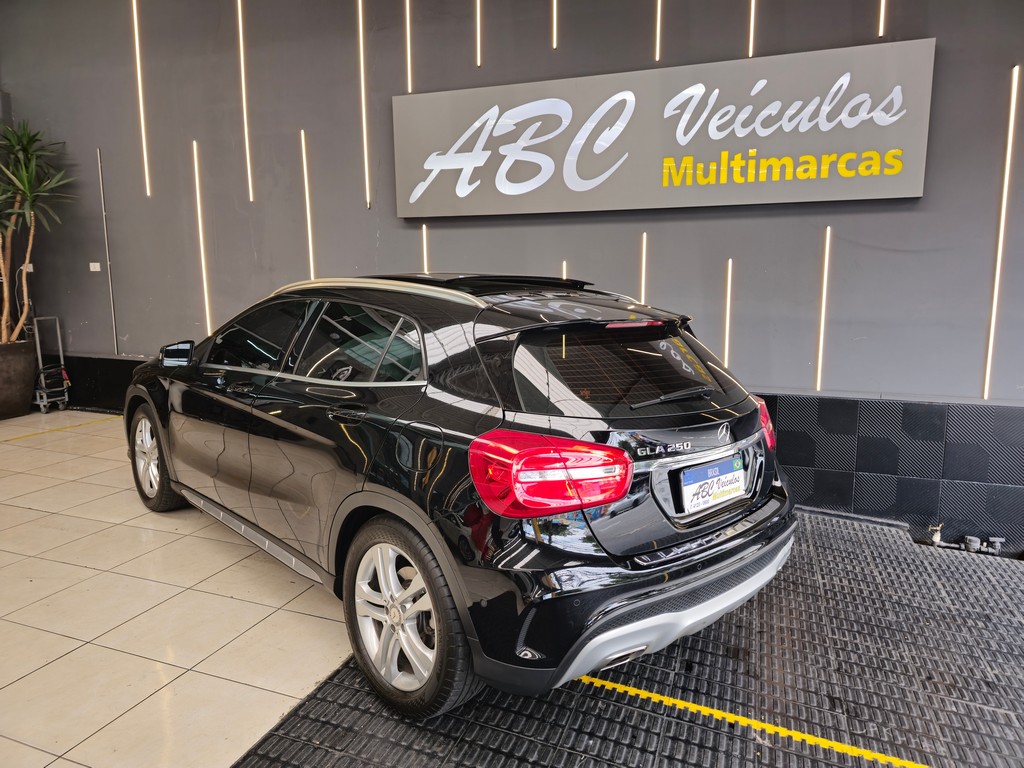 Mercedes-Benz Classe GLA Gla 250 Sport - foto 2