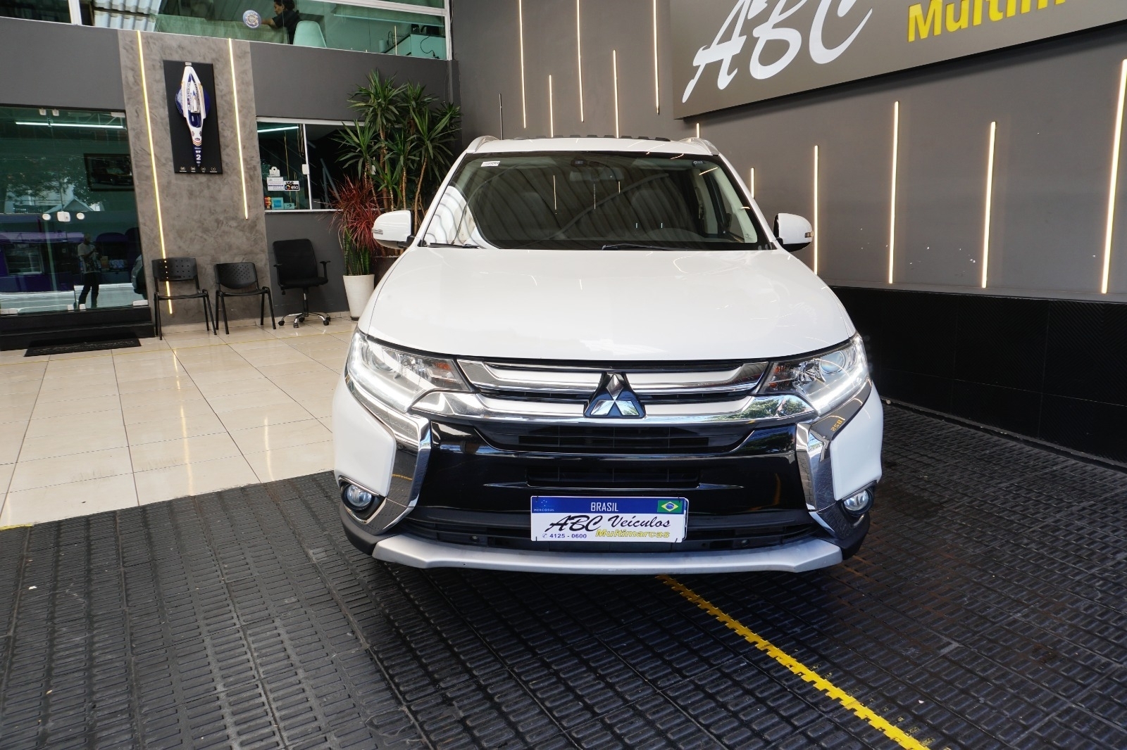 Mitsubishi Outlander 2.0 16V CVT - foto 8