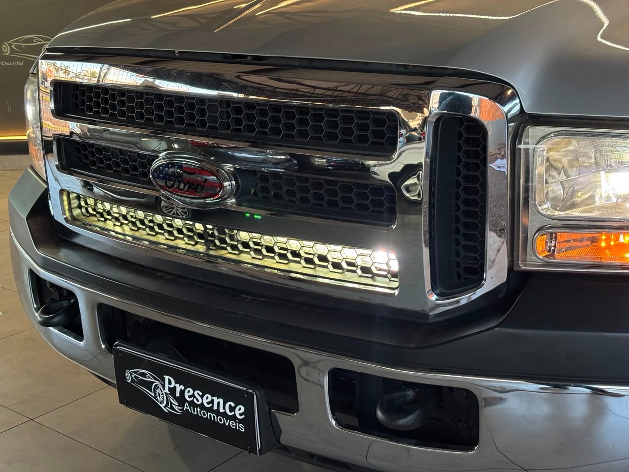 Ford F-250 XLT 3.9 4X4 Tb Diesel - foto 4