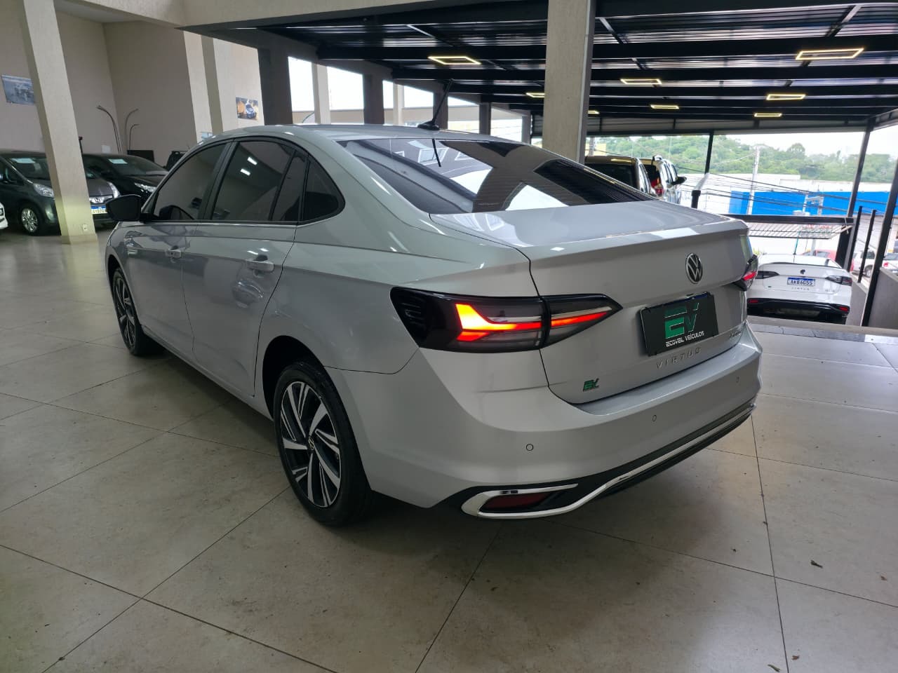 Volkswagen Virtus Highline 200 TSI 1.0 Flex 12V Automático - foto 5