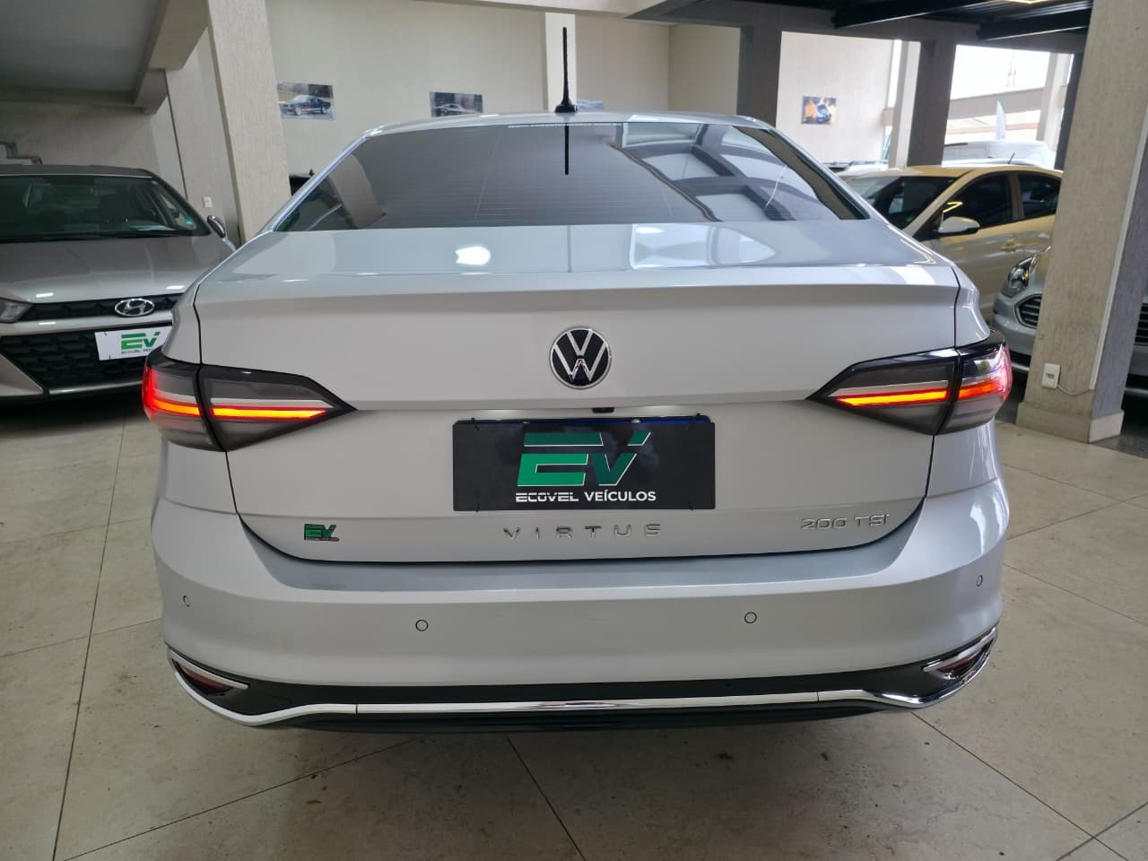 Volkswagen Virtus Highline 200 TSI 1.0 Flex 12V Automático - foto 6