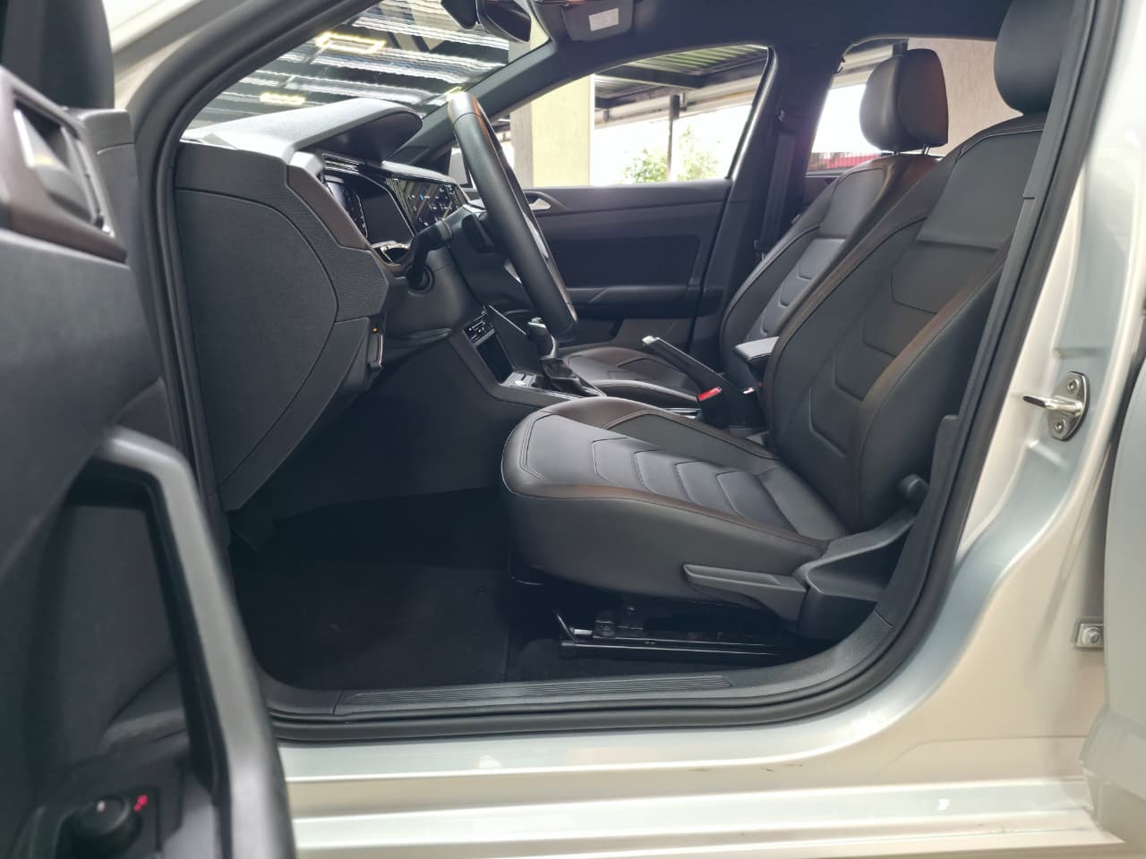Volkswagen Virtus Highline 200 TSI 1.0 Flex 12V Automático - foto 11
