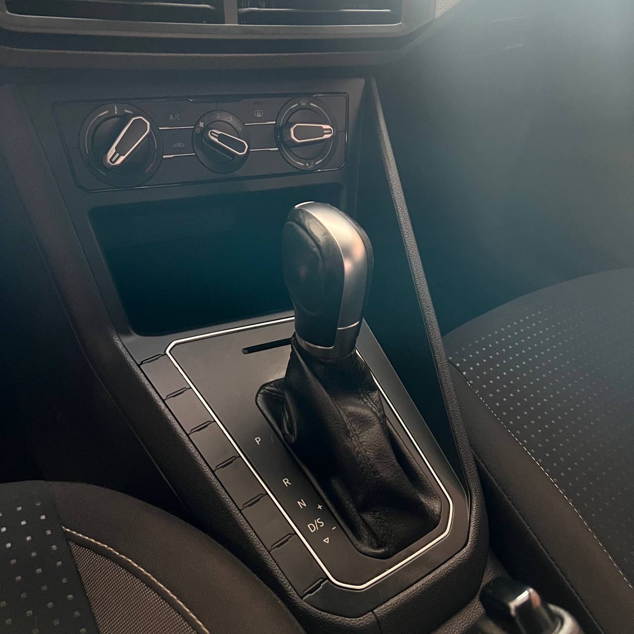 Volkswagen Virtus Comfort. 200 TSI 1.0 Flex 12V Automático - foto 6