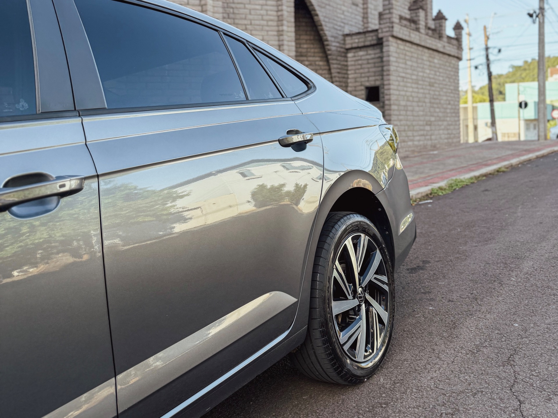 Volkswagen Virtus Highline 200 TSI 1.0 Flex 12V Automático - foto 18