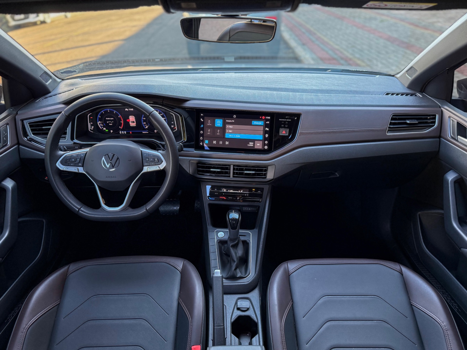 Volkswagen Virtus Highline 200 TSI 1.0 Flex 12V Automático - foto 19
