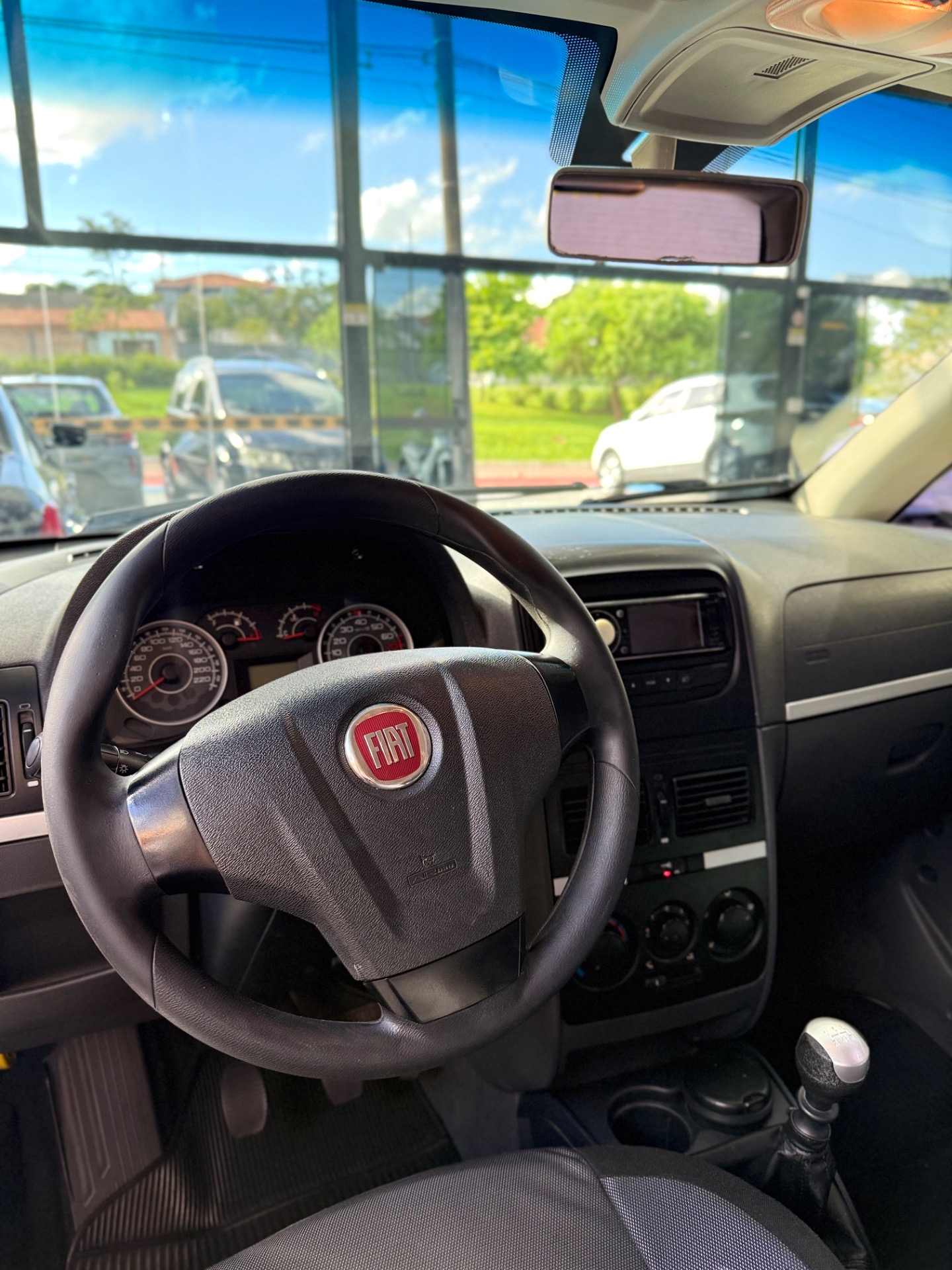 Fiat Idea Attractive 1.4 Fire Flex 8V 5P - foto 4