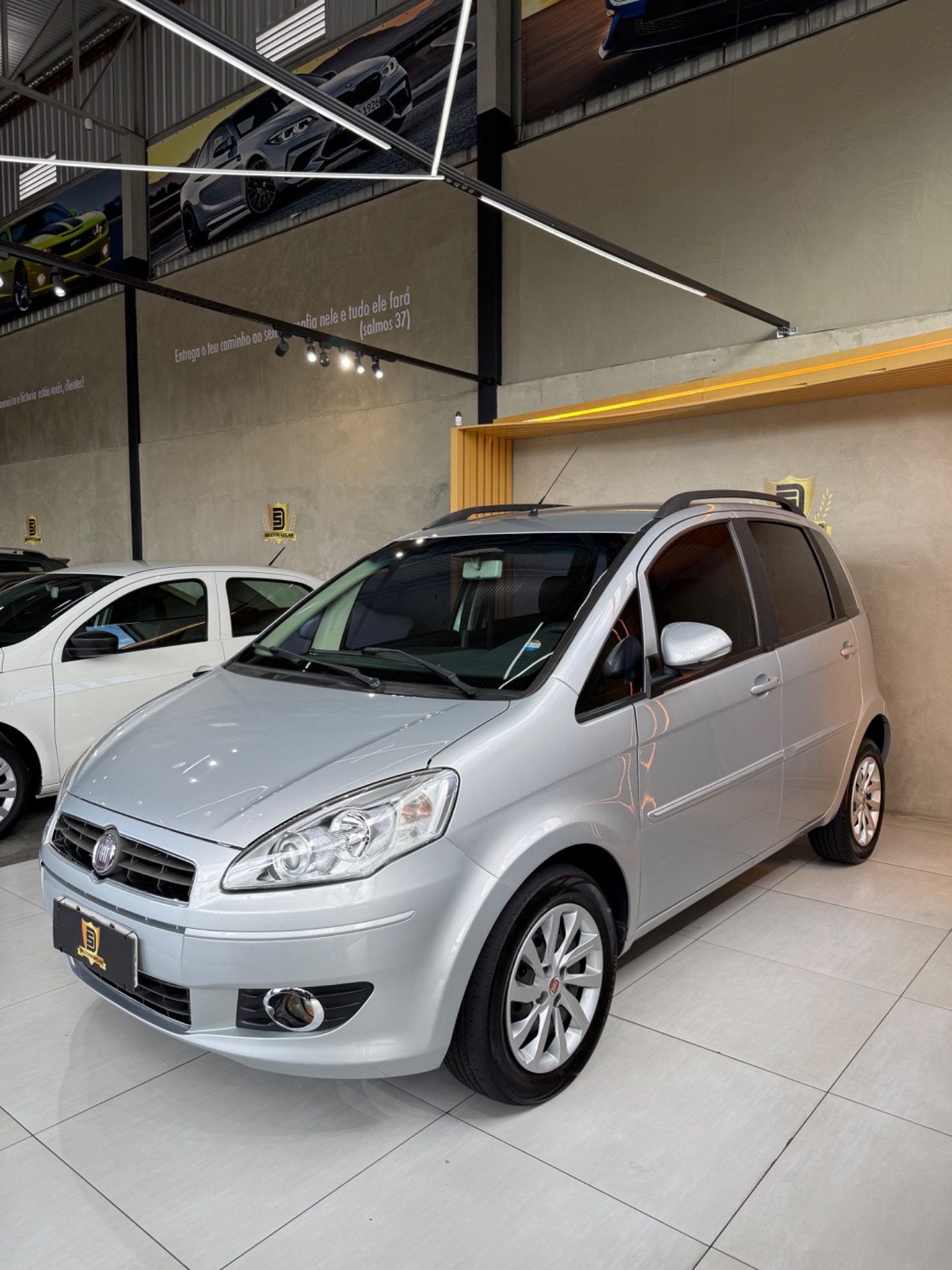 Fiat Idea Attractive 1.4 Fire Flex 8V 5P - foto 2