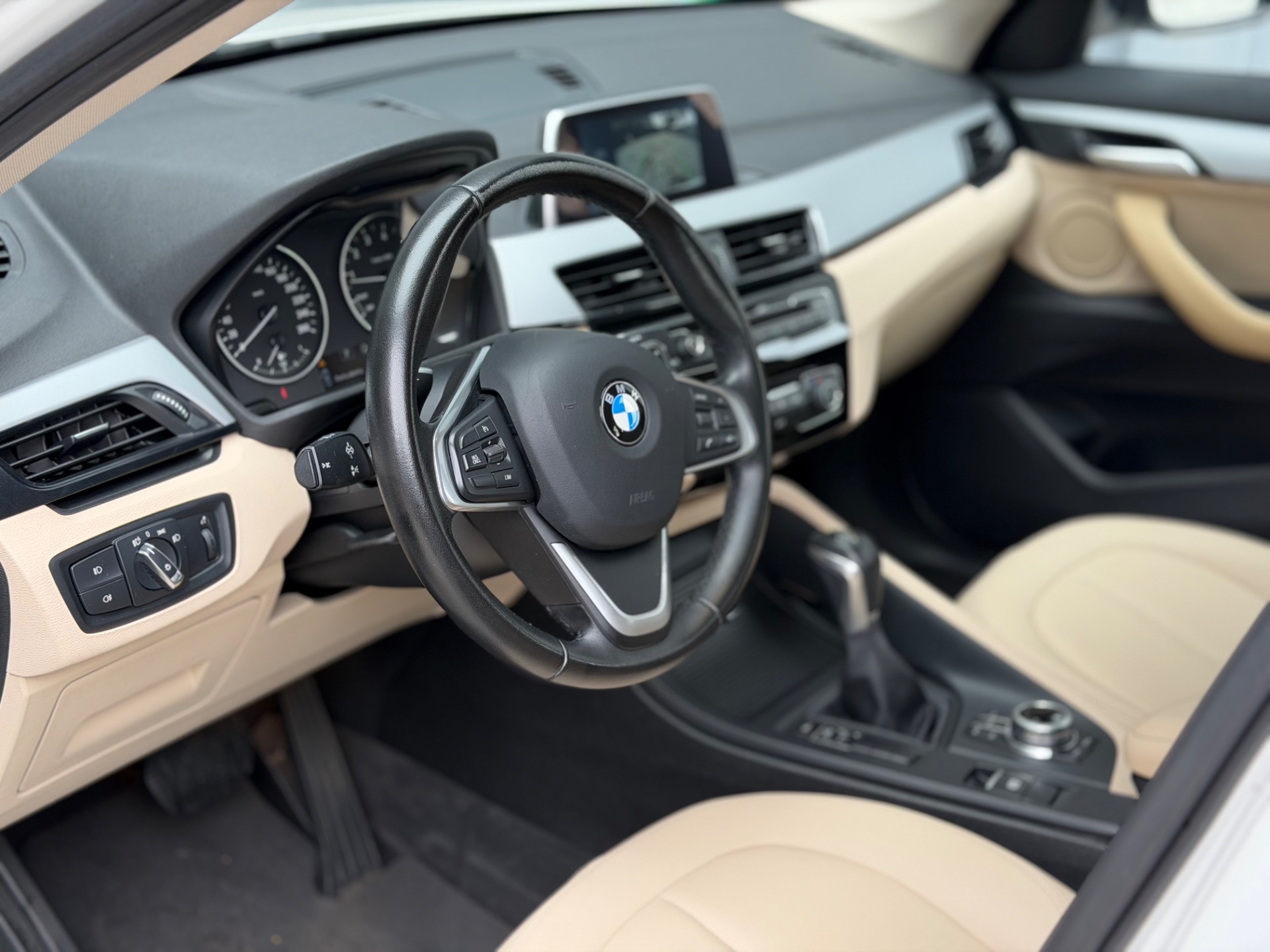BMW X1 Sdrive 20i 2.0 2.0 Tb Acti.flex Aut. - foto 8