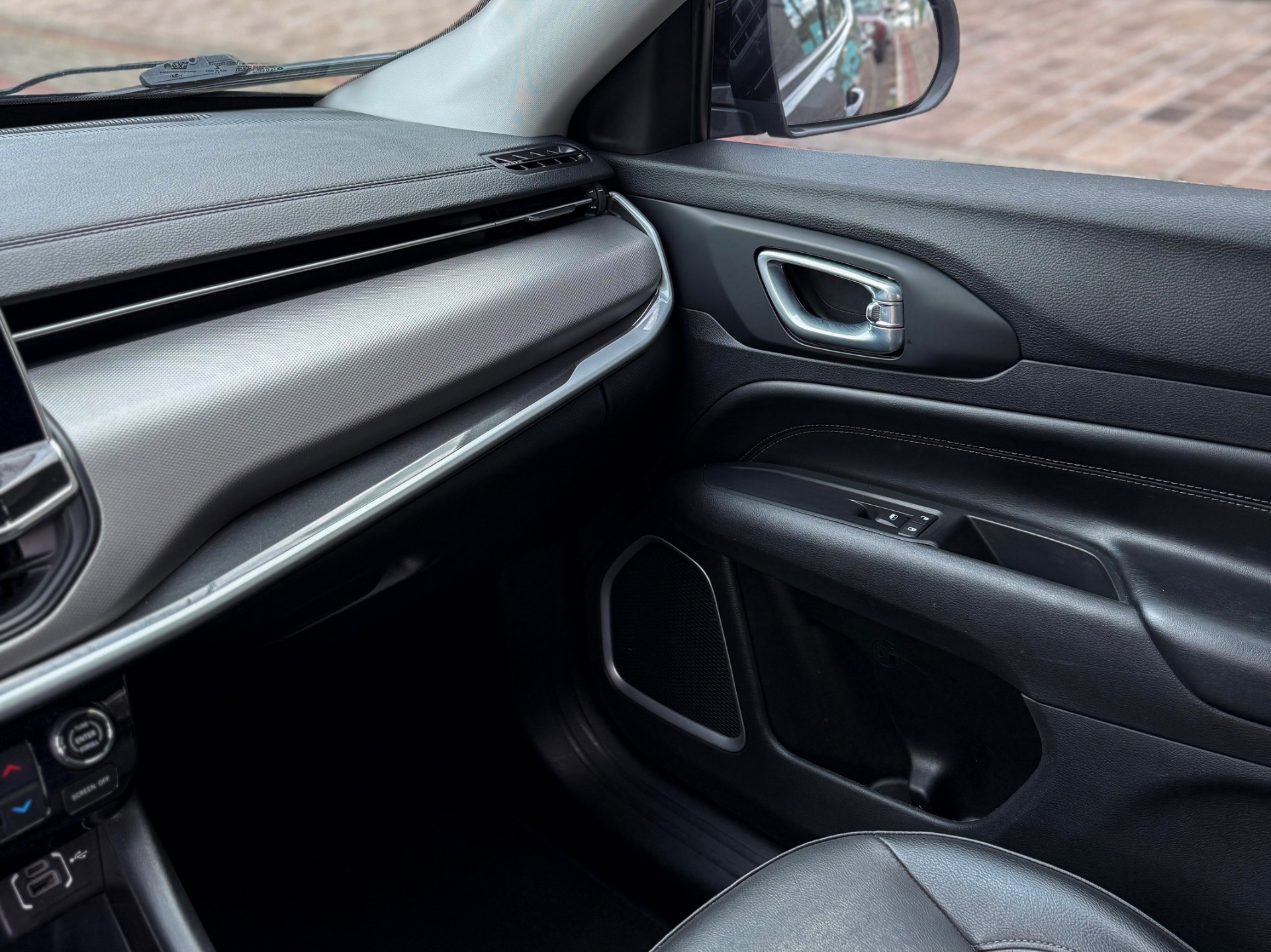 Jeep Compass Long. T270 1.3 Tb 4X2 Flex Aut. - foto 11