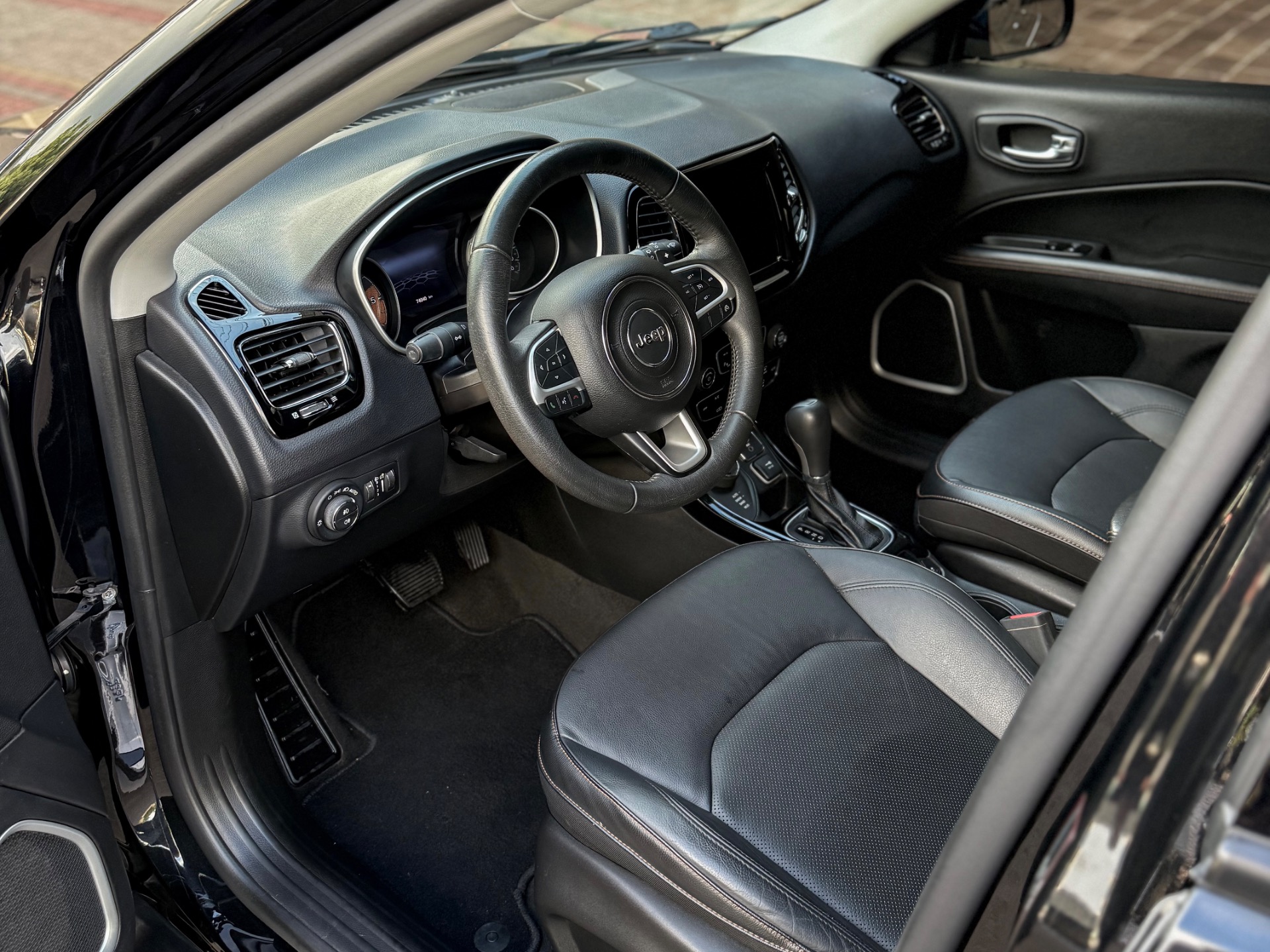 Jeep Compass Limited 2.0 4X4 Diesel 16V Aut. - foto 8