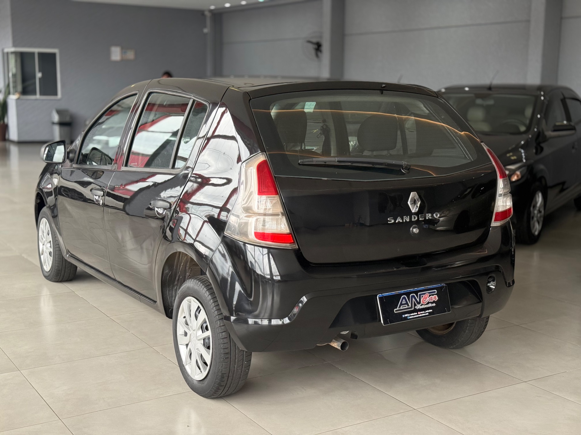 Renault Sandero Expression Hi Flex 1.0 16V 5P - foto 4