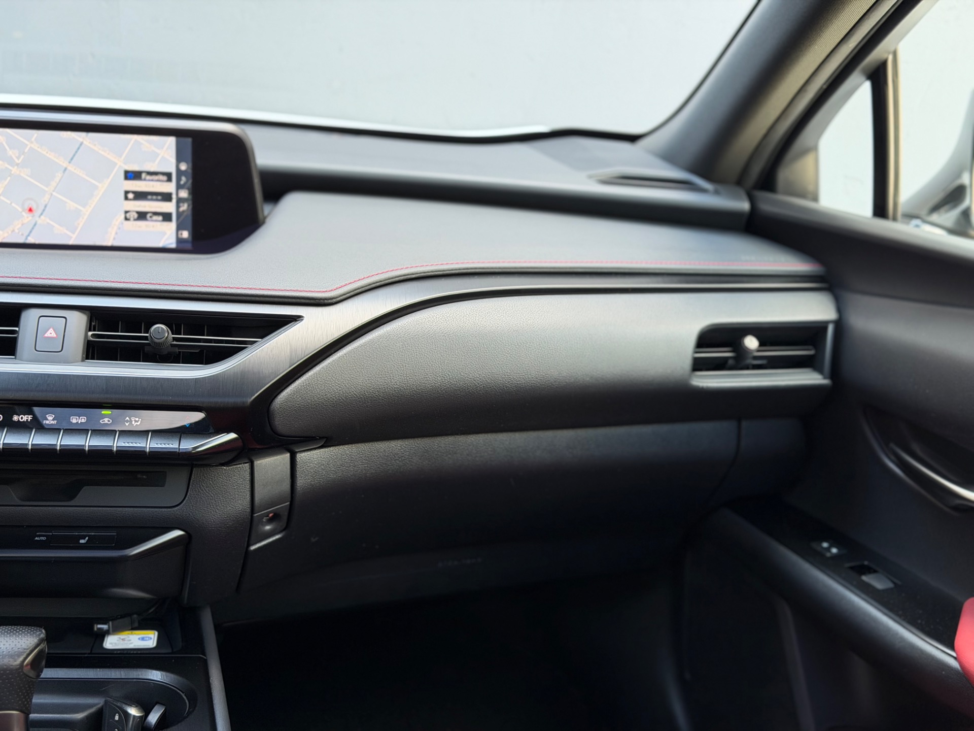 Lexus Ux-250h F Sport 2.0 16V Aut. (híbrido) - foto 7