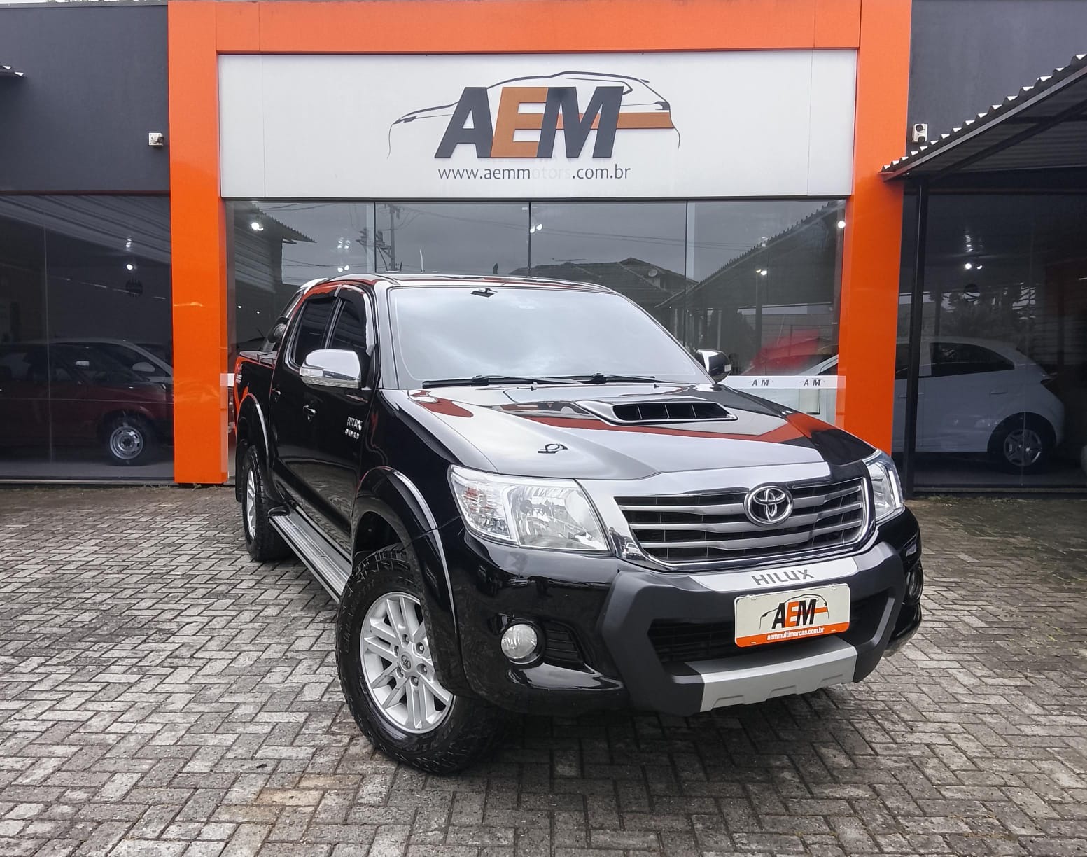 Toyota Hilux Cd Srv D4 D 4X4 3.0 TDI Diesel Automático - foto 3