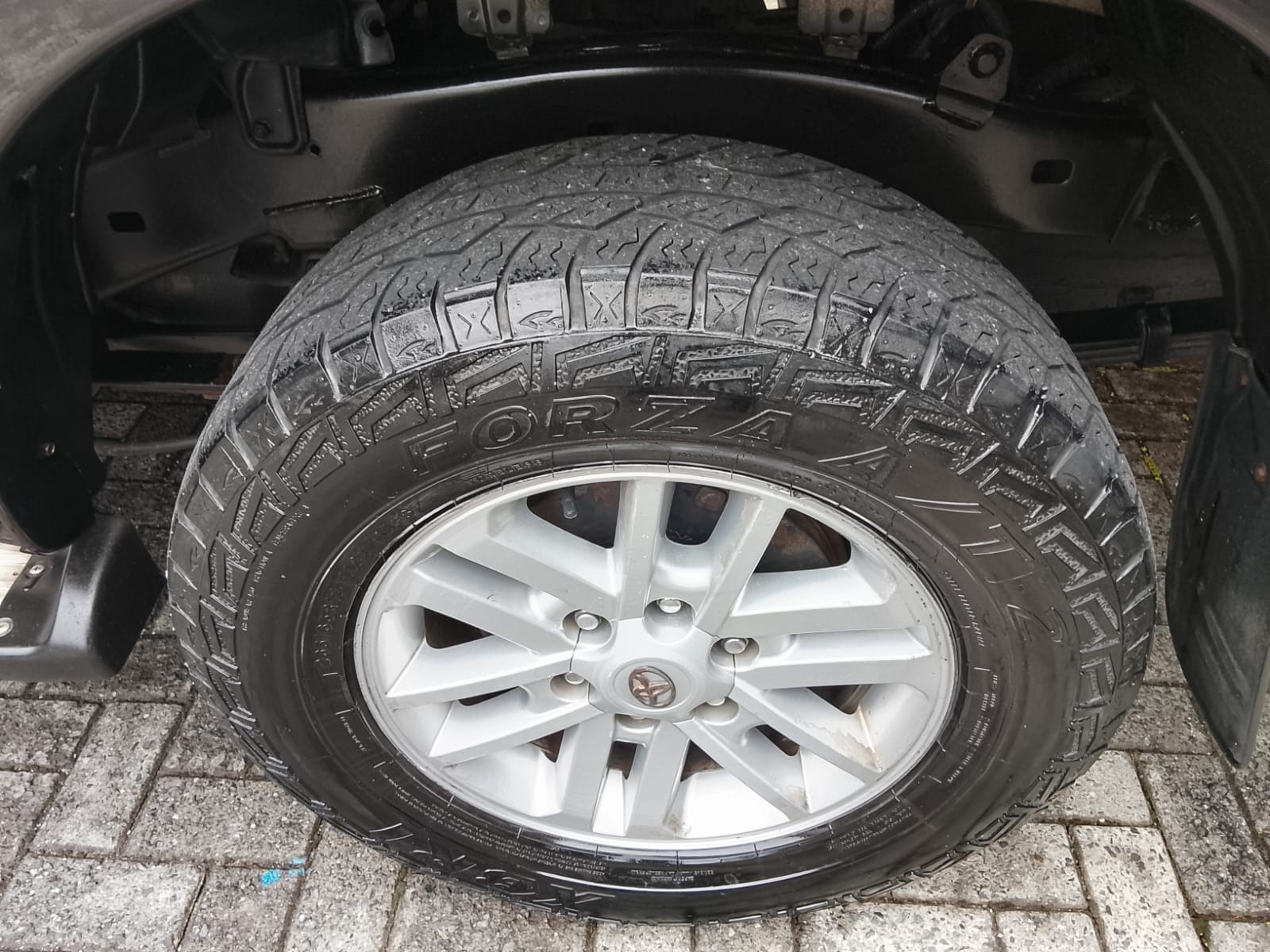 Toyota Hilux Cd Srv D4 D 4X4 3.0 TDI Diesel Automático - foto 20