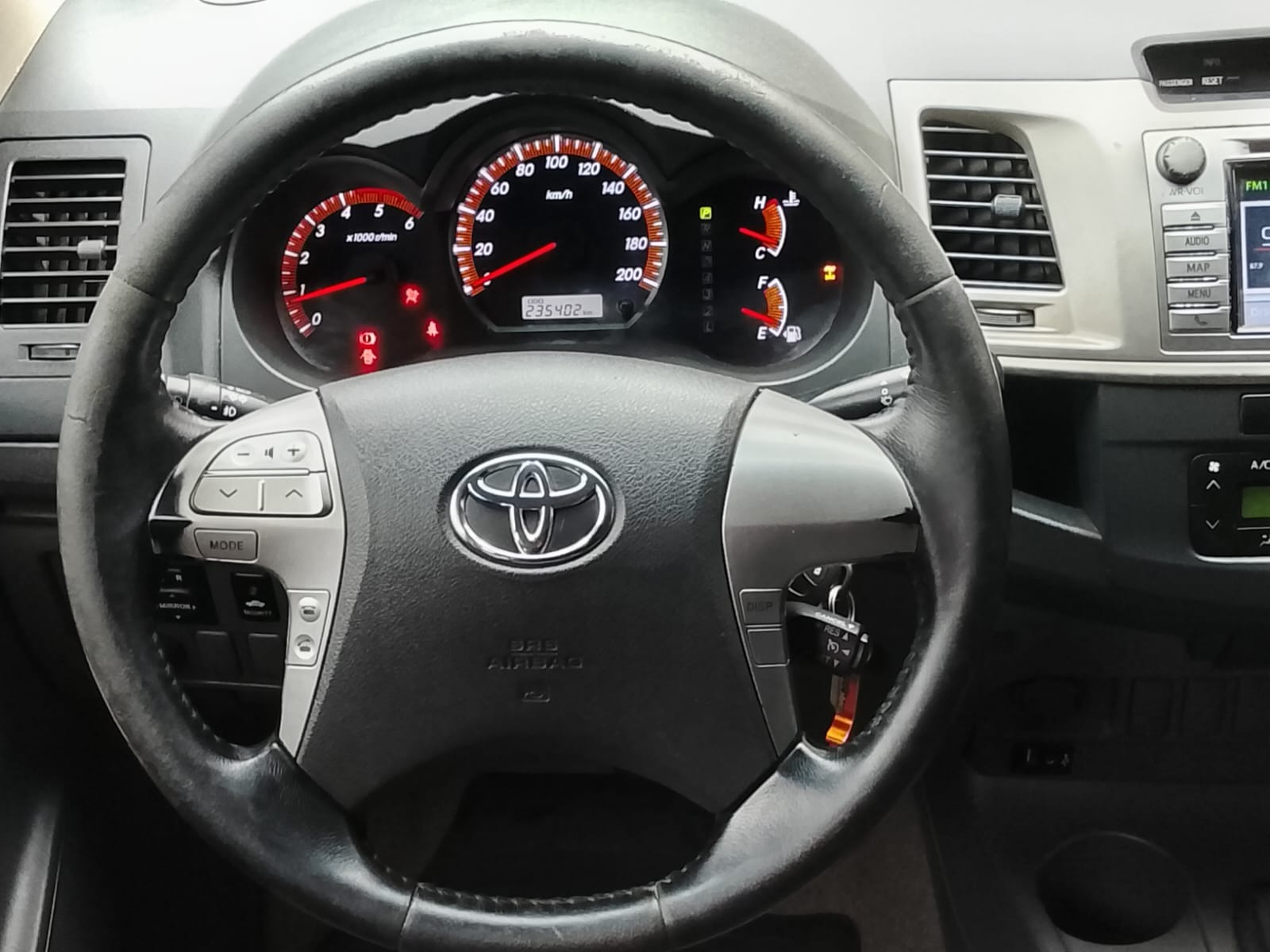 Toyota Hilux Cd Srv D4 D 4X4 3.0 TDI Diesel Automático - foto 5