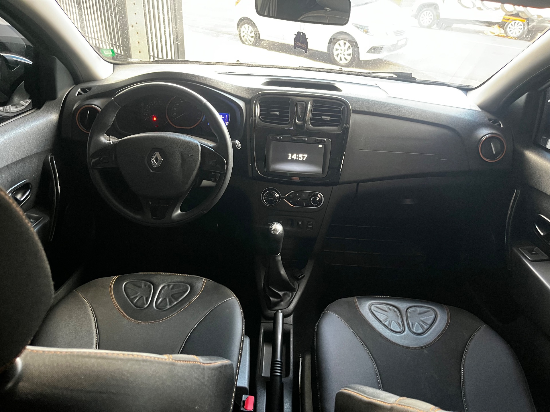 Renault Sandero Zen Flex 1.6 16V 5P Mec. - foto 7