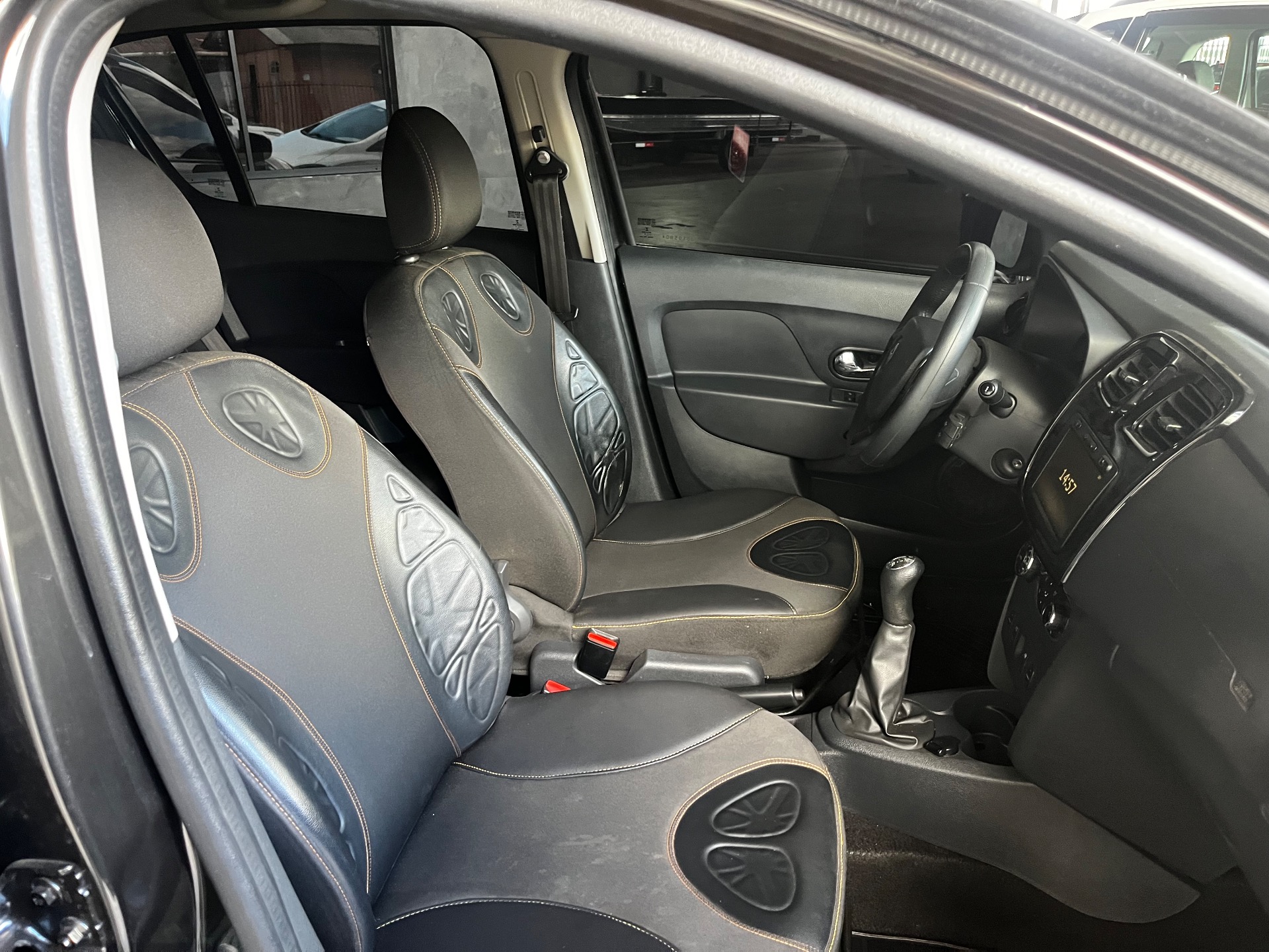 Renault Sandero Zen Flex 1.6 16V 5P Mec. - foto 12