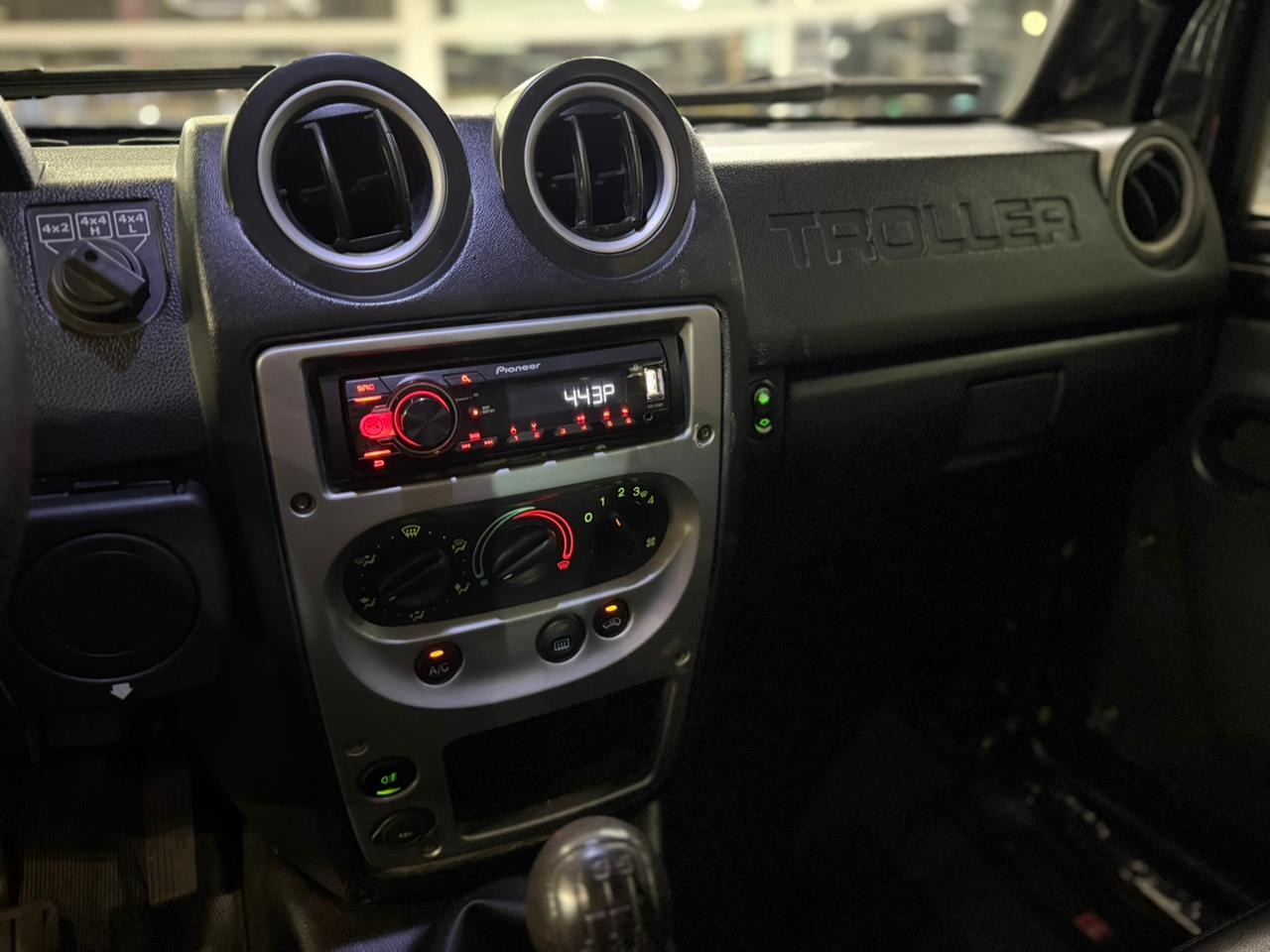 Troller T-4 4X4 3.2 Tgv TDI Cap. Rígida Diesel - foto 18