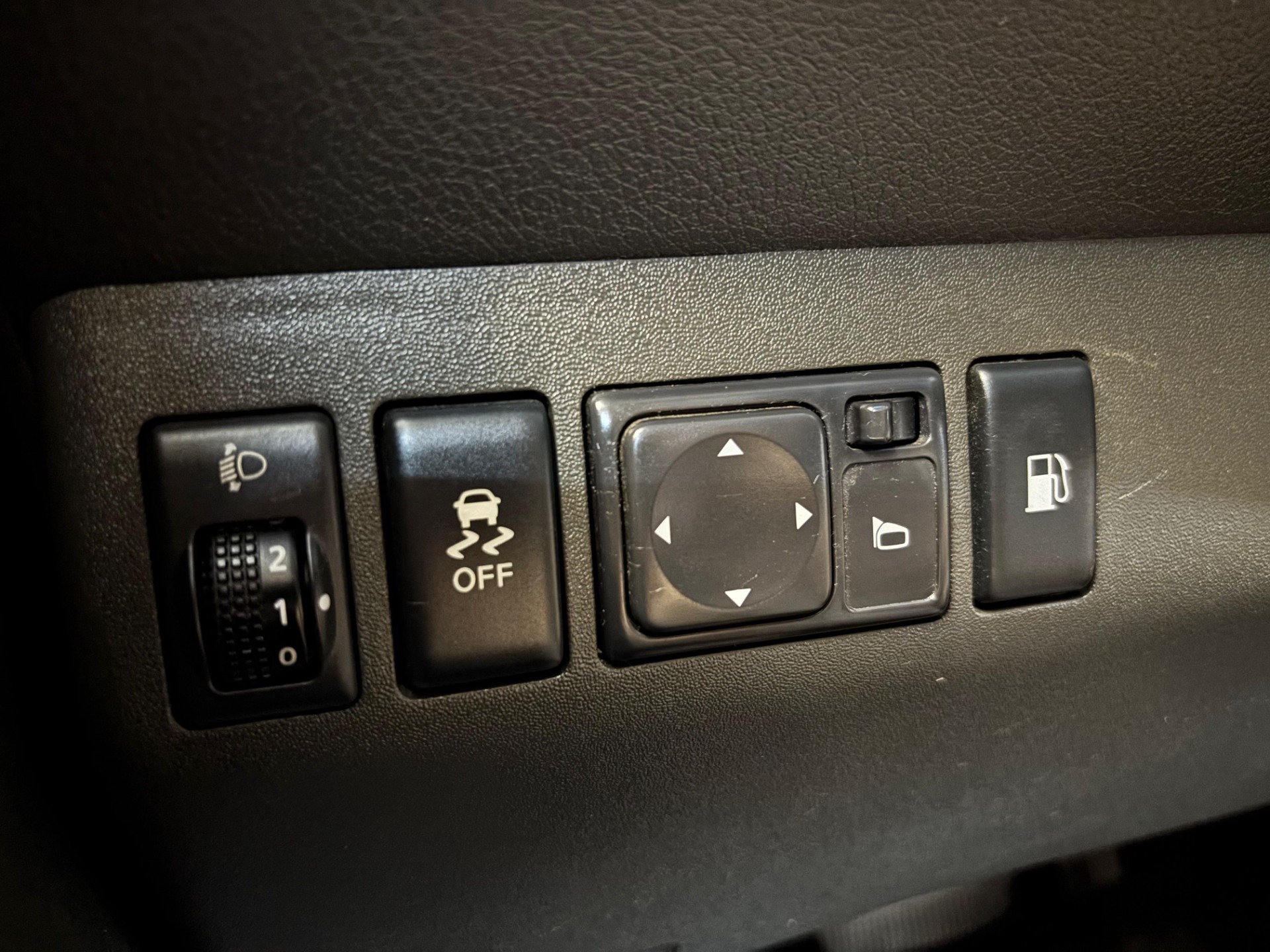 Nissan Frontier Sl Cd 4X4 2.5tb Diesel Automático - foto 8