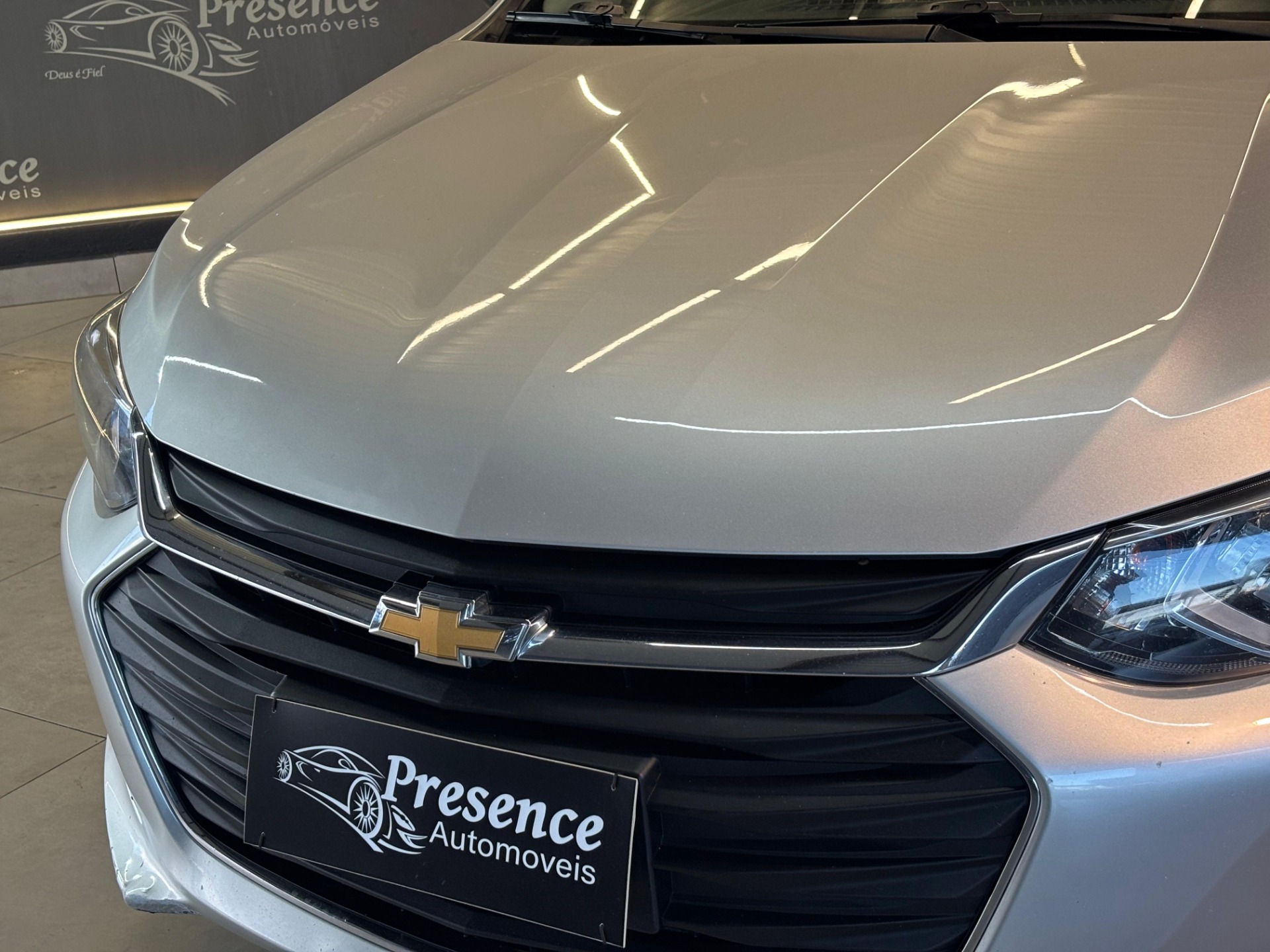 Chevrolet Onix Plus Plus LTZ 1.0 12V Tb Flex Aut. - foto 3