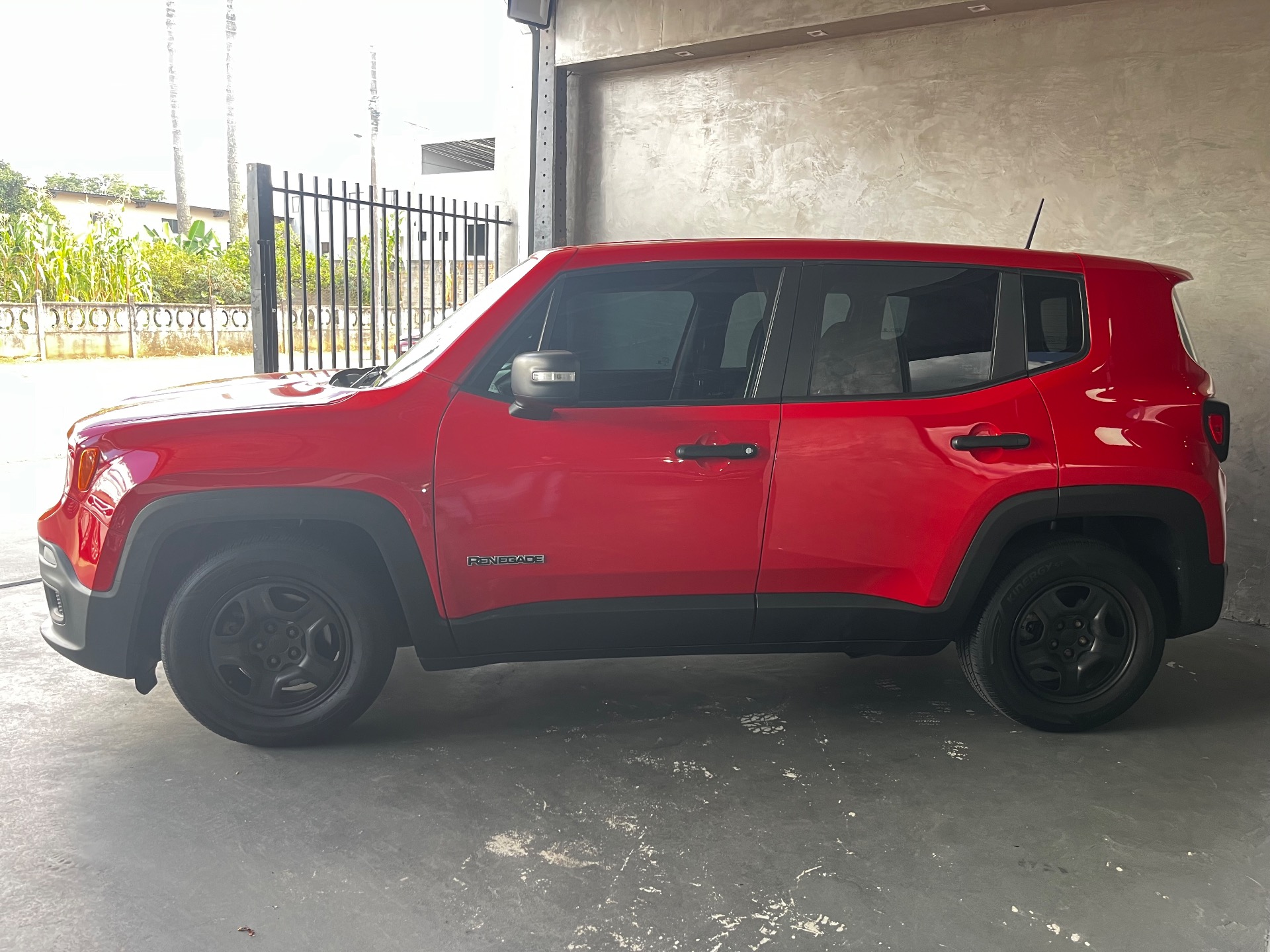 Jeep Renegade 1.8 4X2 Flex 16V Aut. - foto 4