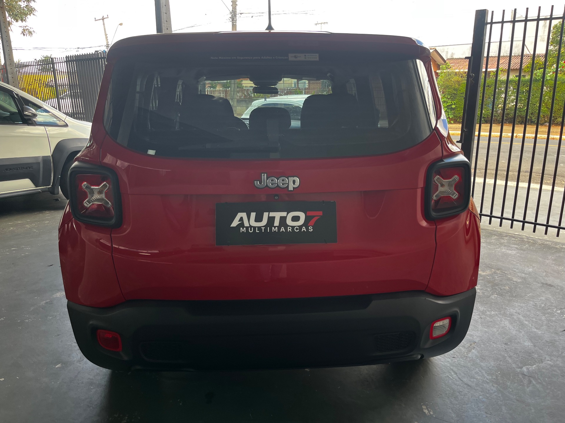 Jeep Renegade 1.8 4X2 Flex 16V Aut. - foto 8