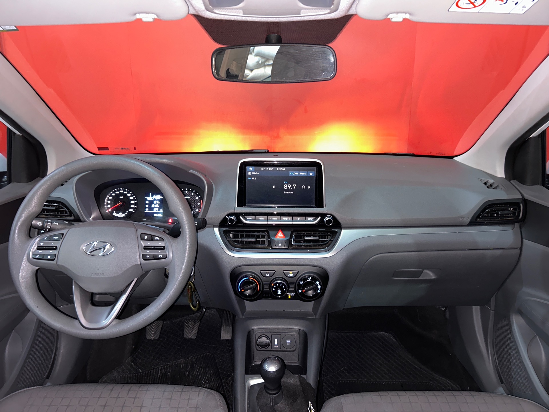 Hyundai HB20S Comfort Plus 1.0 Flex 12V Mec. - foto 10