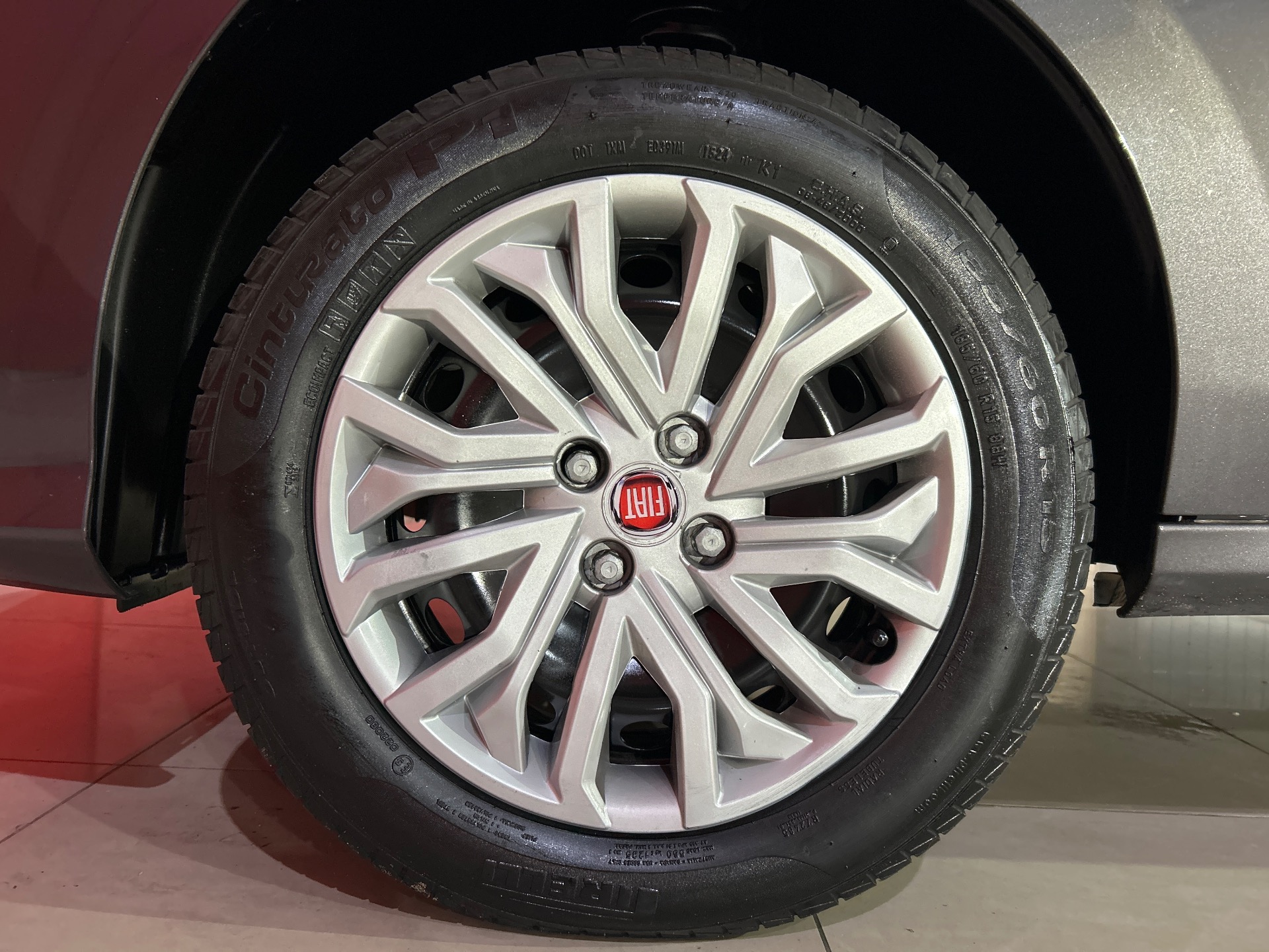 Fiat Cronos Drive 1.3 8V Flex - foto 5