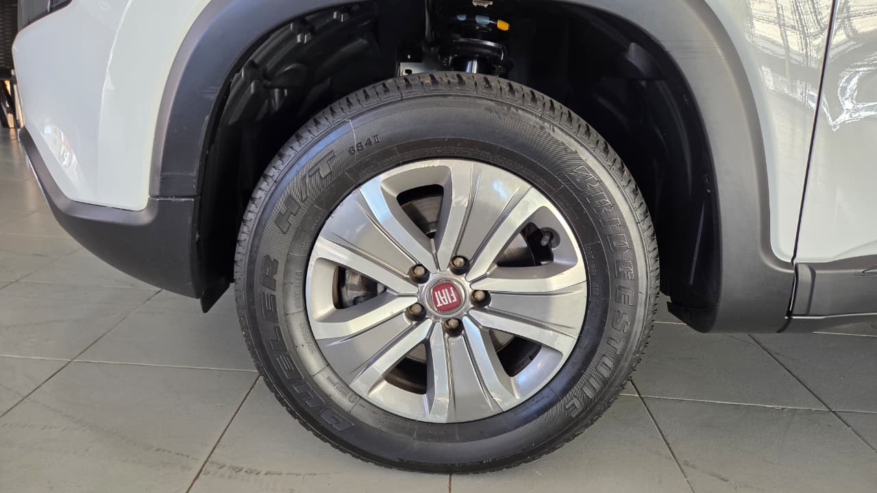 Fiat Toro Freedom 1.8 16V Flex Aut. - foto 13