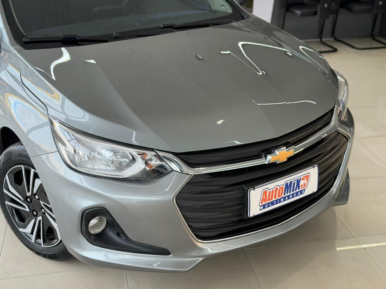 Chevrolet Onix Hatch LT 1.0 12V Tb Flex 5P Mec. - foto 3