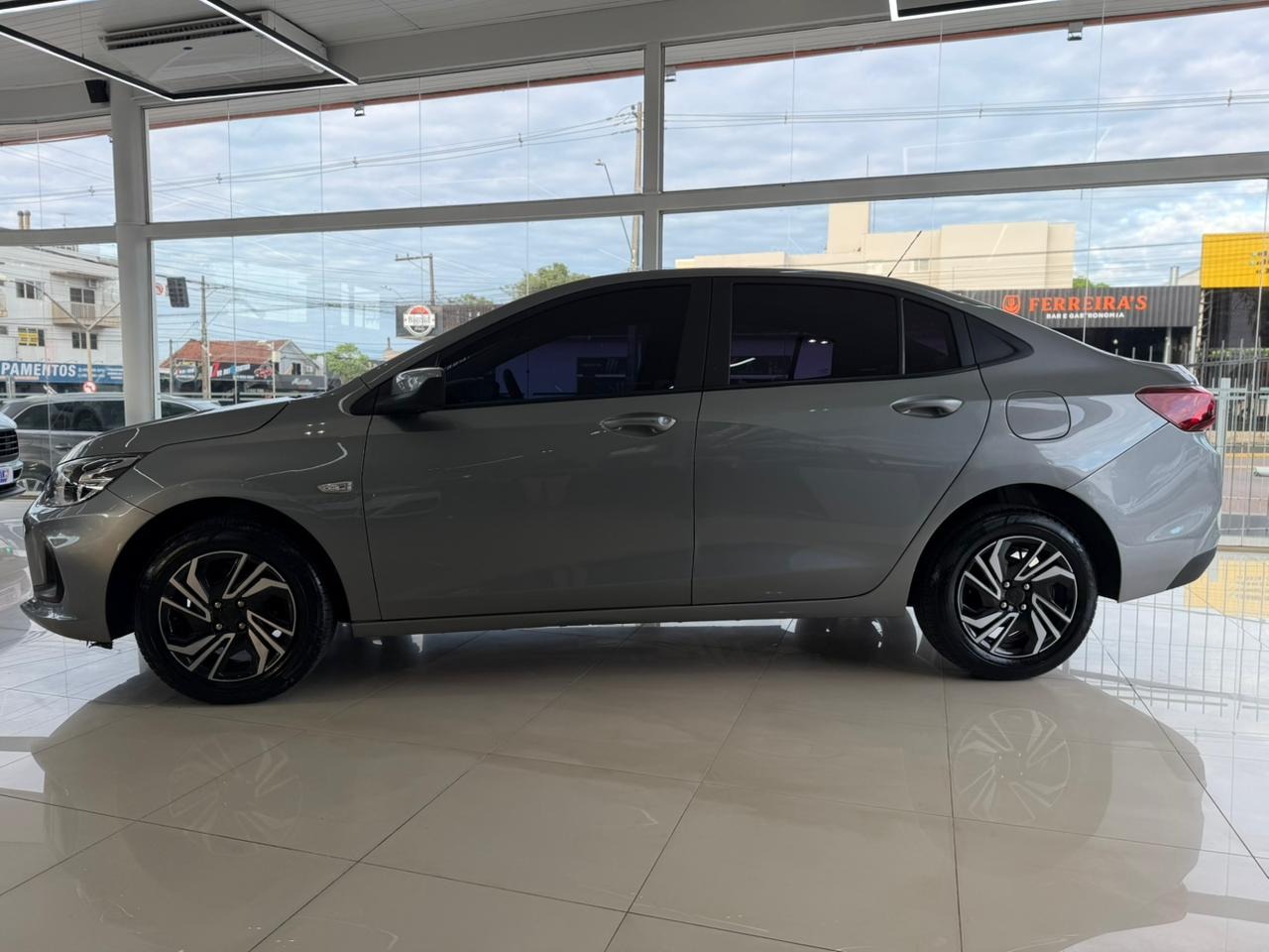 Chevrolet Onix Hatch LT 1.0 12V Tb Flex 5P Mec. - foto 5