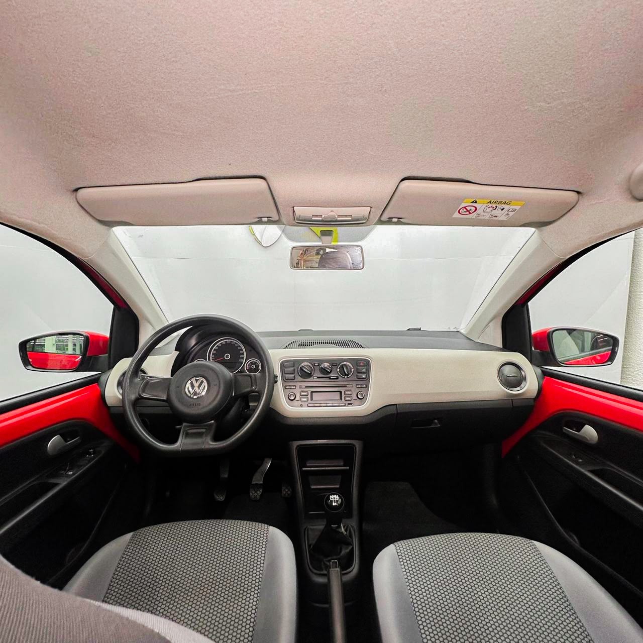 Volkswagen Up! Move 1.0 TSI Total Flex 12V 5P - foto 10