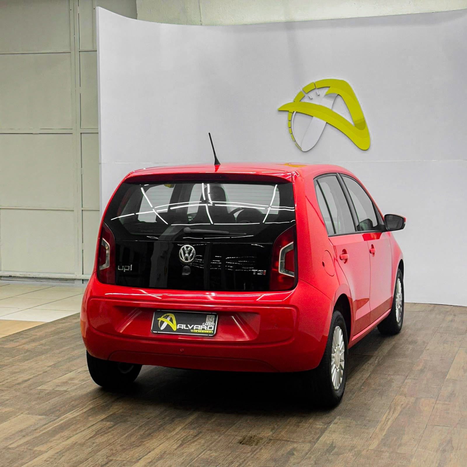 Volkswagen Up! Move 1.0 TSI Total Flex 12V 5P - foto 4