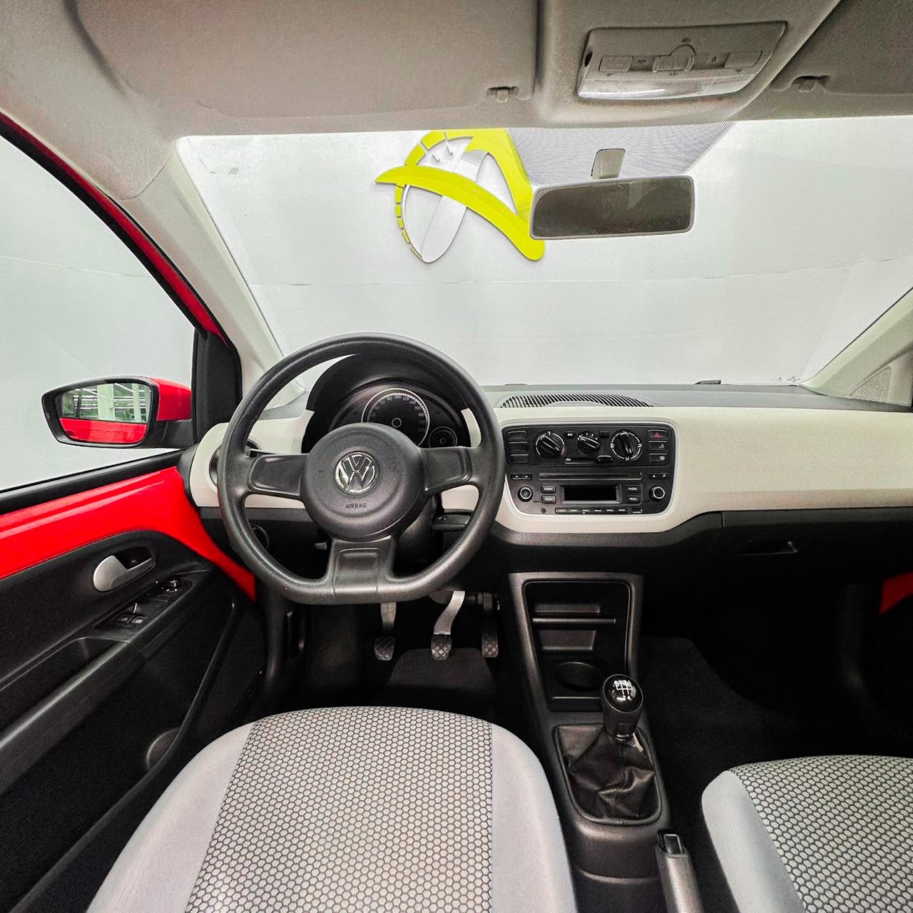 Volkswagen Up! Move 1.0 TSI Total Flex 12V 5P - foto 7