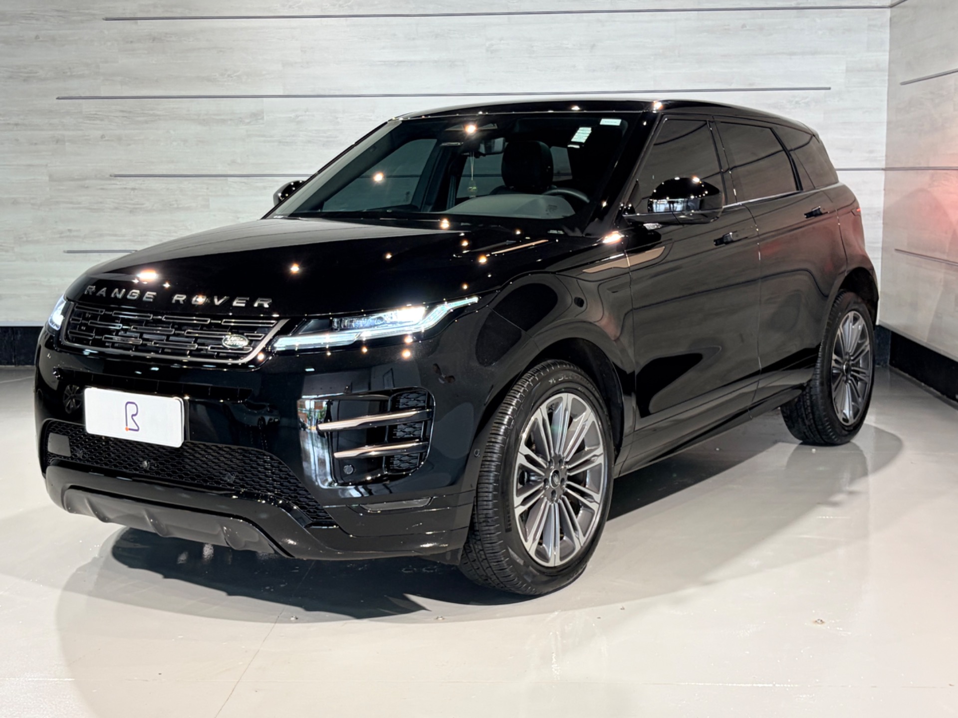 Land Rover Evoque 2024 à venda