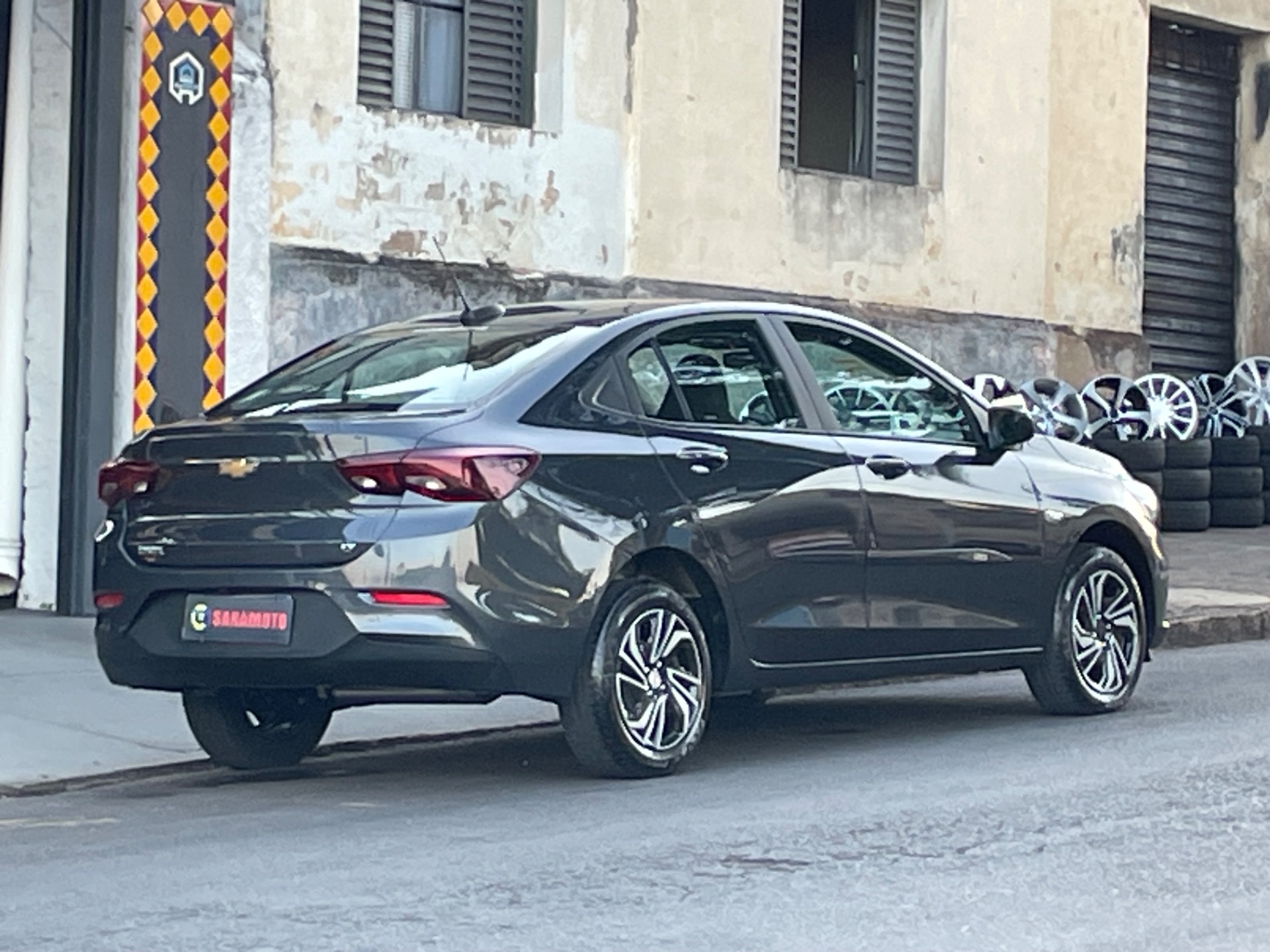 Chevrolet Onix Plus Sedan Plus LT 1.0 12V Flex 4P Mec. - foto 2