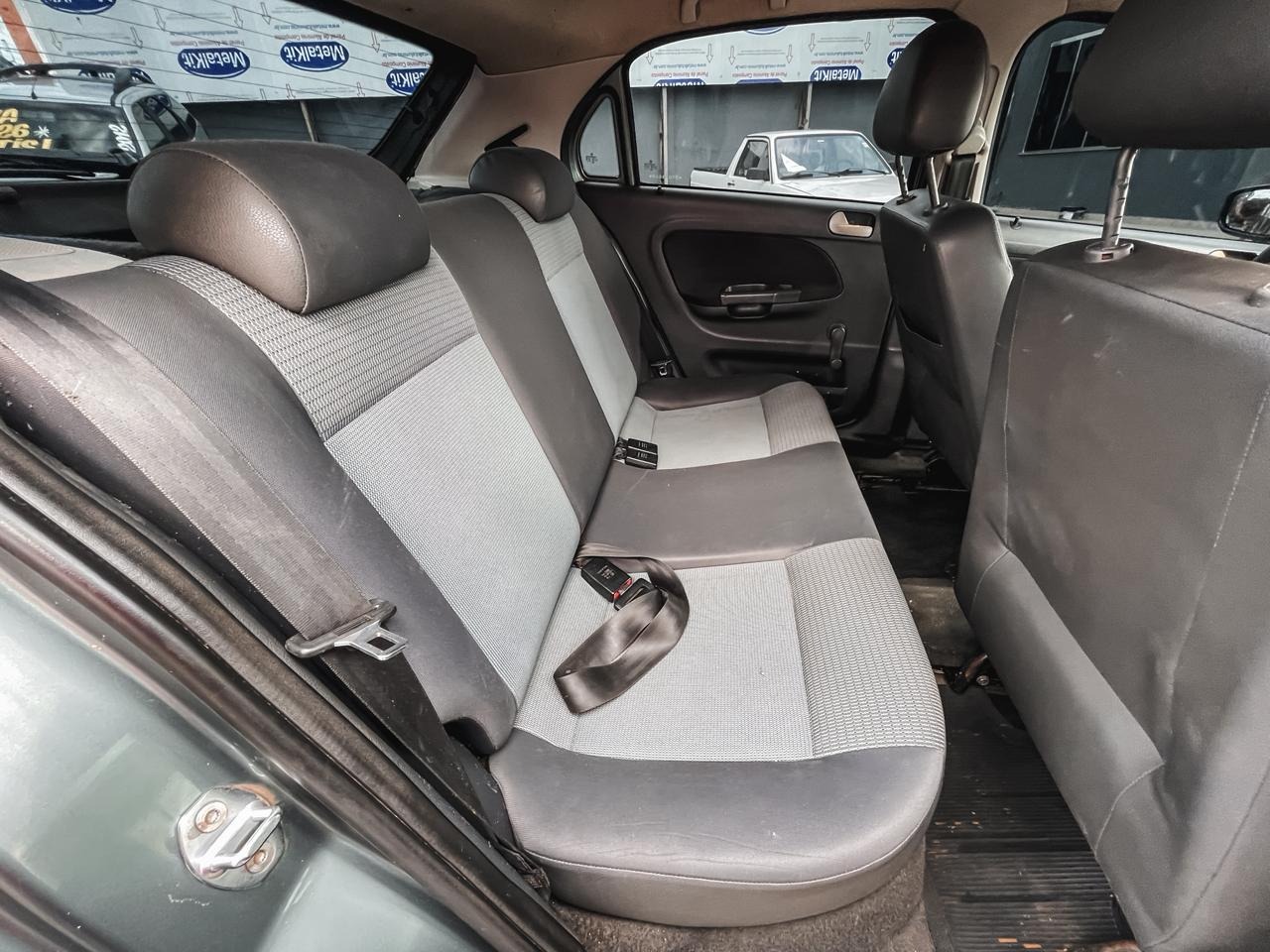 Volkswagen Gol (novo) 1.0 Mi Total Flex 8V 4P - foto 8