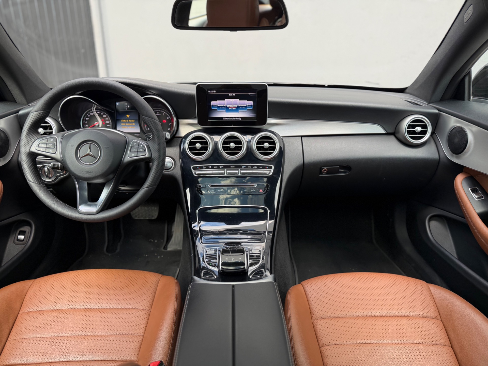 Mercedes-Benz Classe C C 180 C 180 Cgi Coupe Avant. 1.6 Tb 16V Aut. - foto 5
