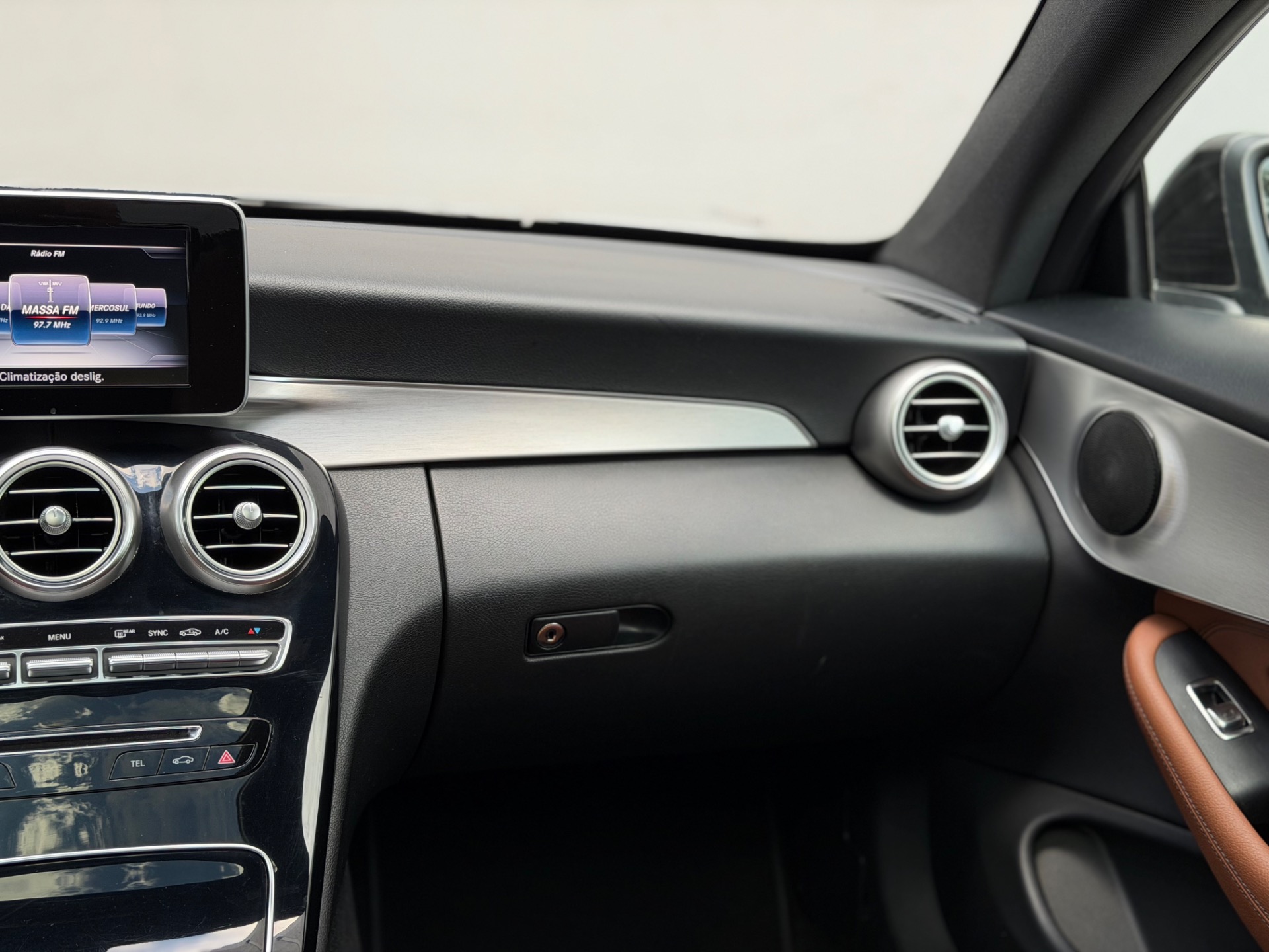 Mercedes-Benz Classe C C 180 C 180 Cgi Coupe Avant. 1.6 Tb 16V Aut. - foto 7