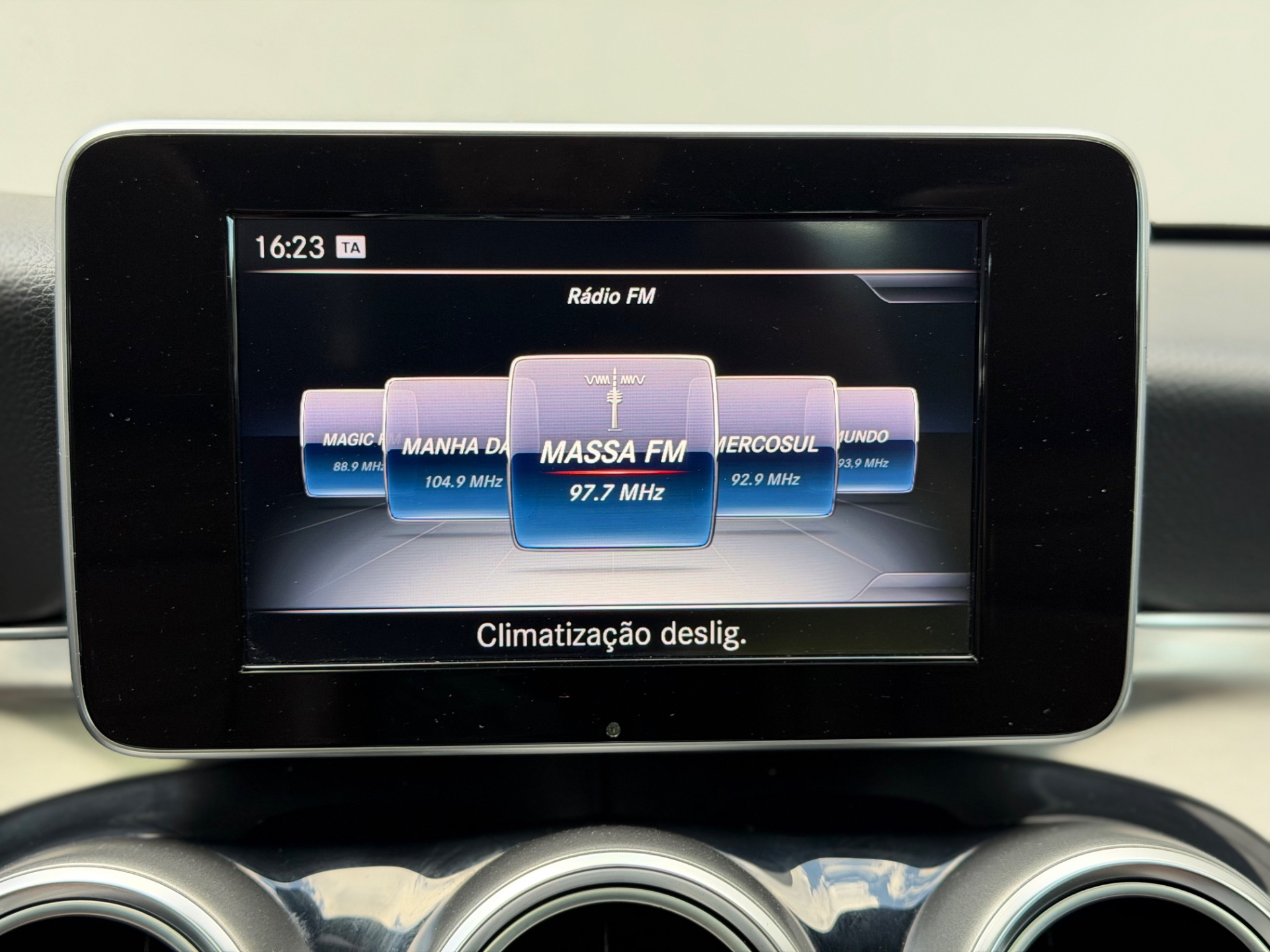 Mercedes-Benz Classe C C 180 C 180 Cgi Coupe Avant. 1.6 Tb 16V Aut. - foto 10