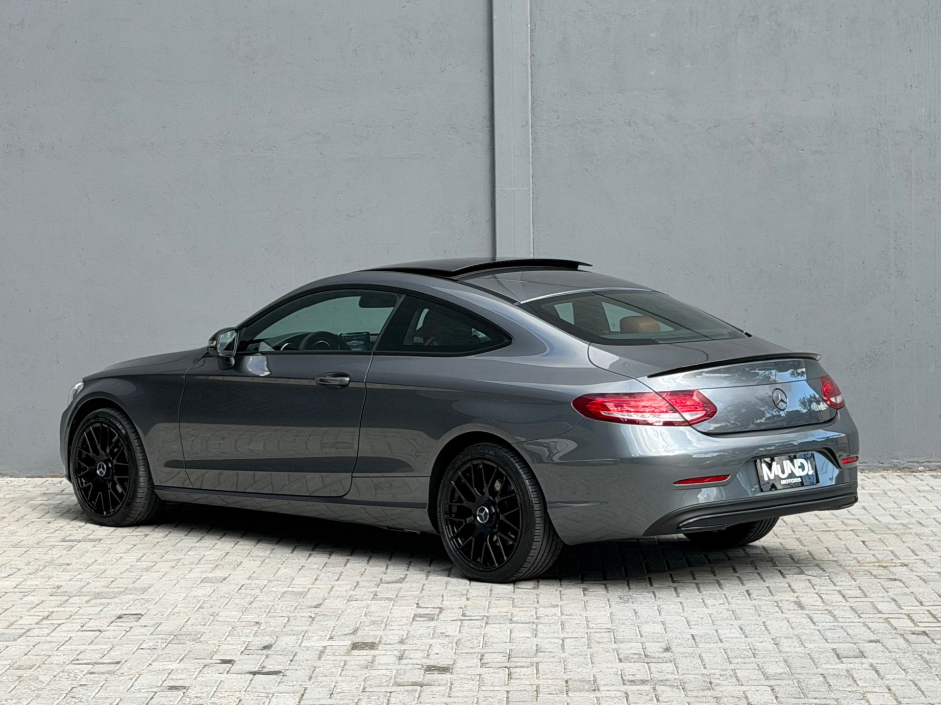 Mercedes-Benz Classe C C 180 C 180 Cgi Coupe Avant. 1.6 Tb 16V Aut. - foto 4