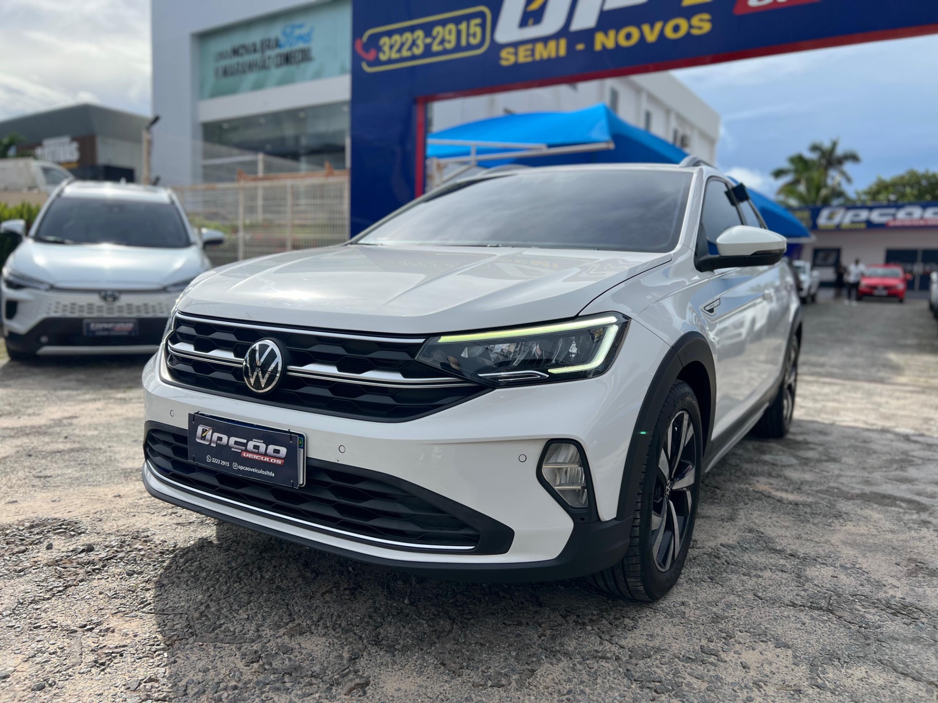 Volkswagen Nivus Highline 1.0 200 TSI Flex Aut. - foto 2