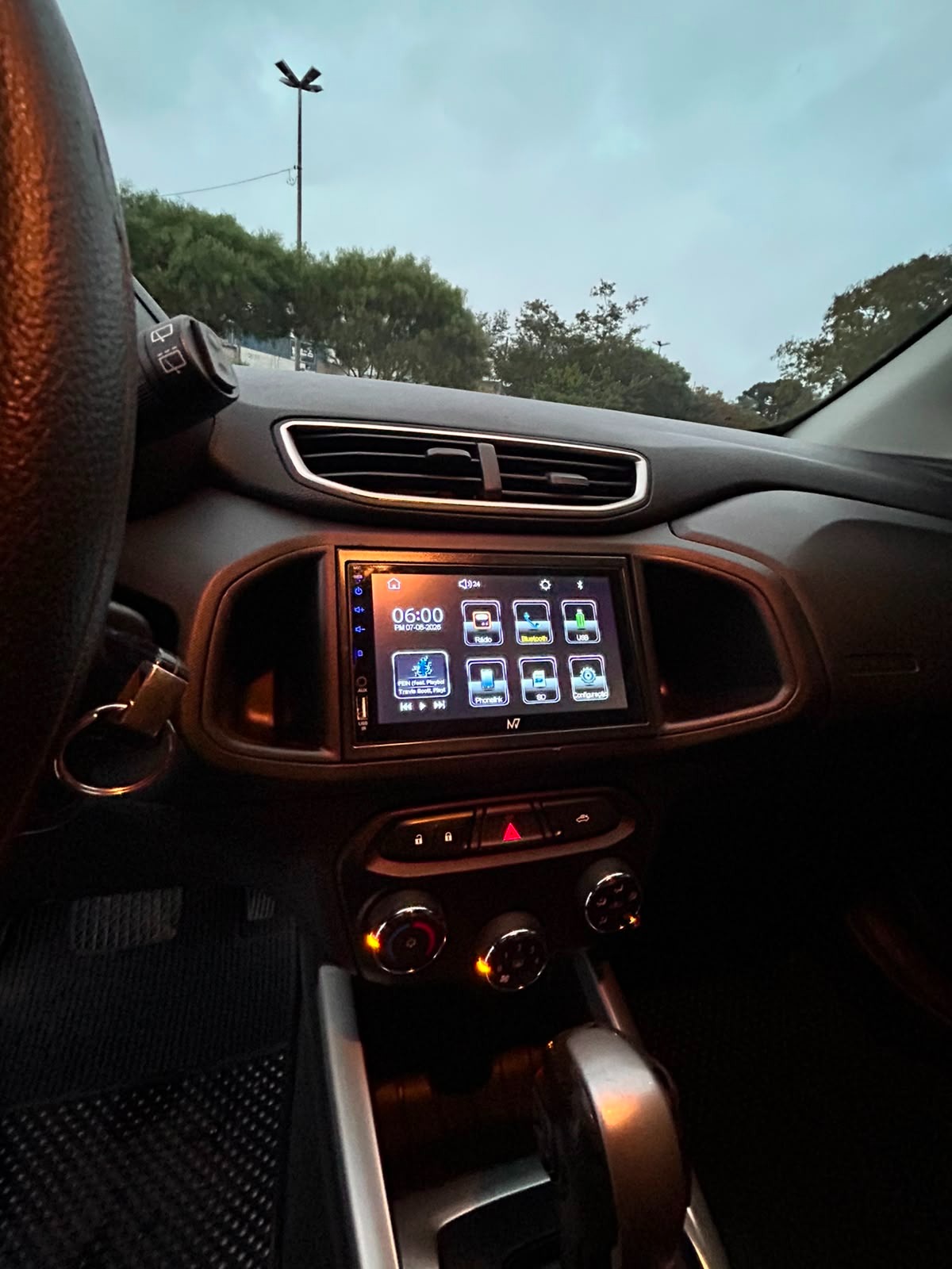 Chevrolet Onix Hatch Advantage 1.4 8V Flex 5P Aut. - foto 5