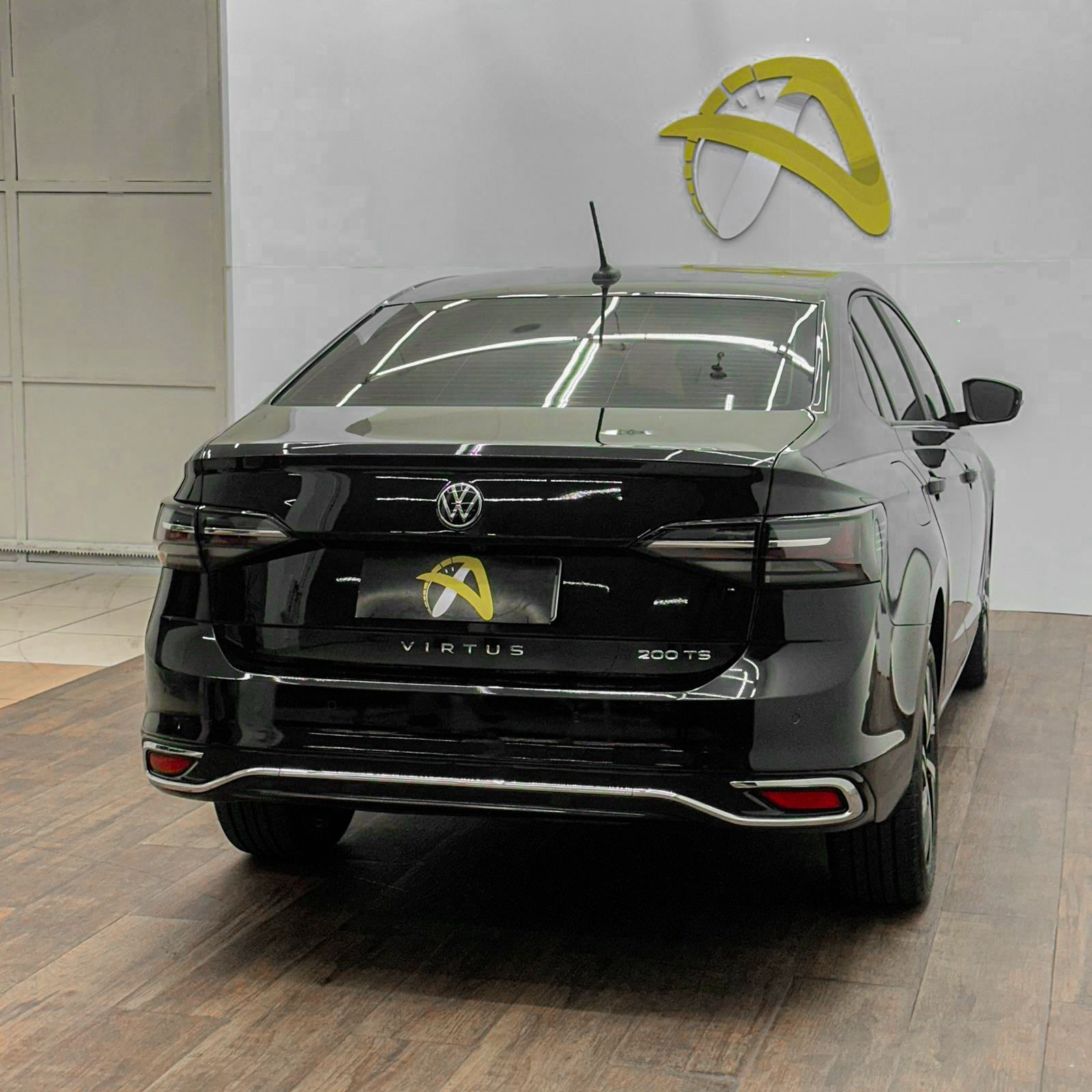 Volkswagen Virtus Highline 200 TSI 1.0 Flex 12V Automático - foto 4