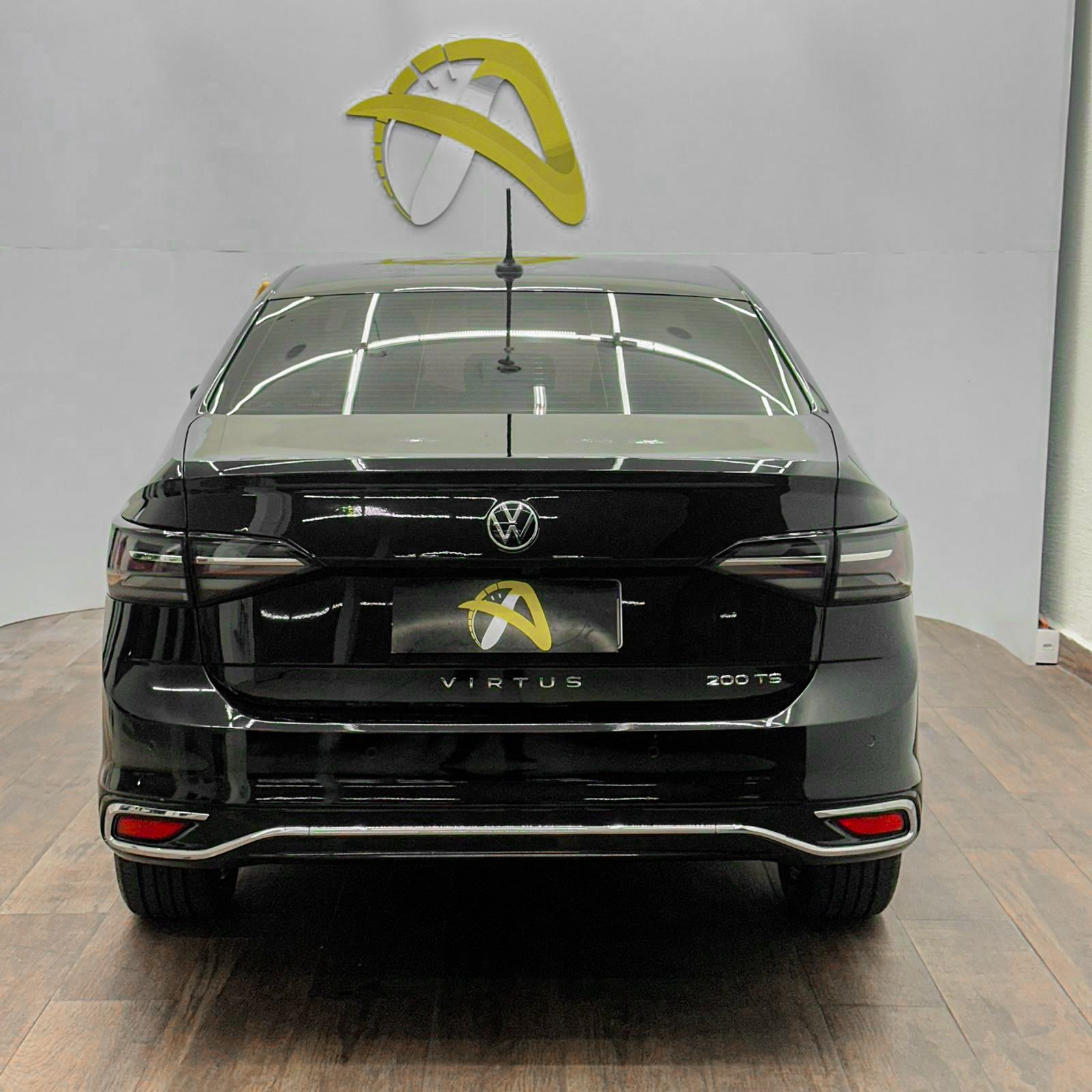 Volkswagen Virtus Highline 200 TSI 1.0 Flex 12V Automático - foto 5